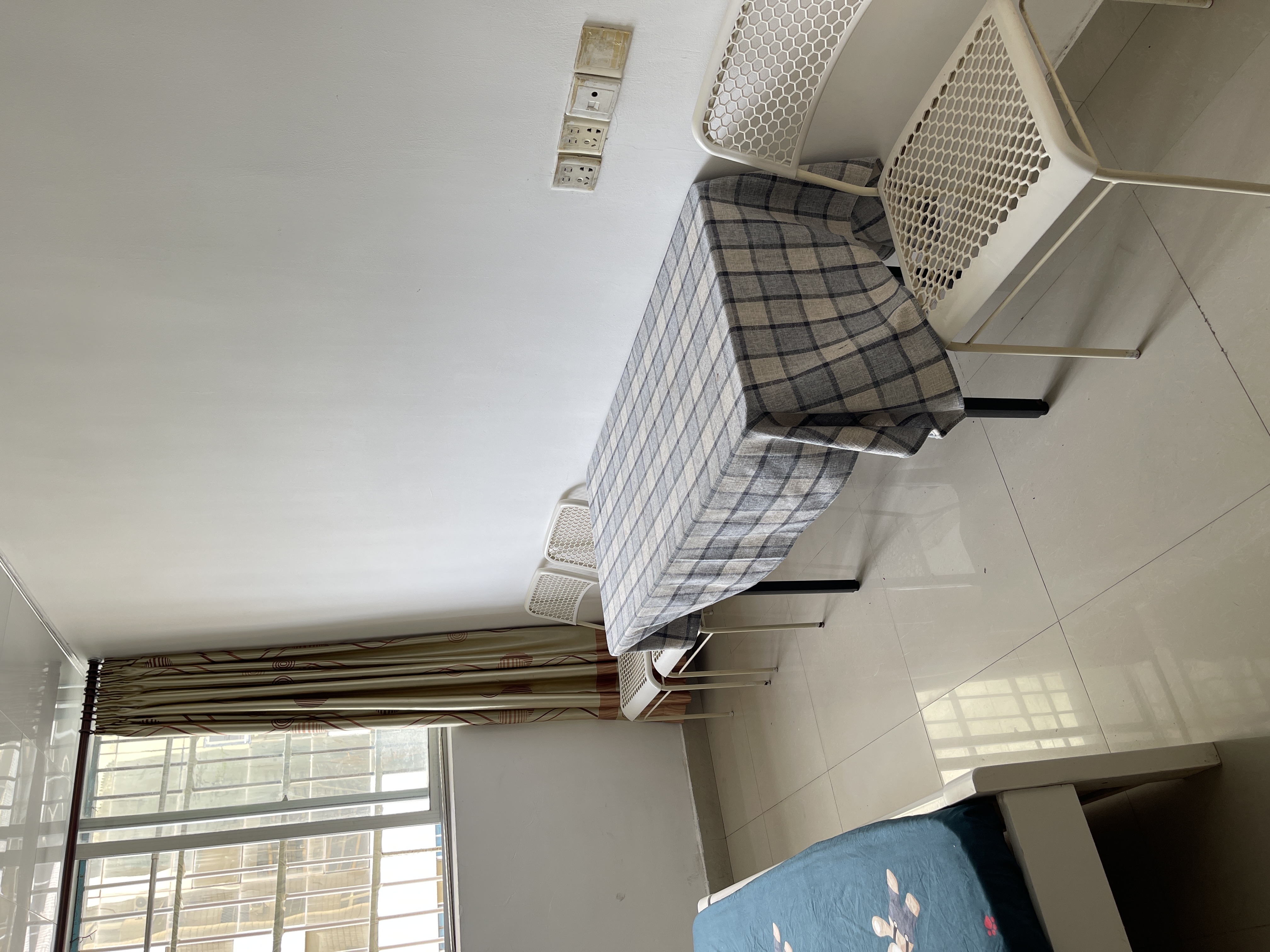 城中城 1室1厅1卫 1500.0元/月 城中城 1室1厅1卫 1500.0元/月室内图