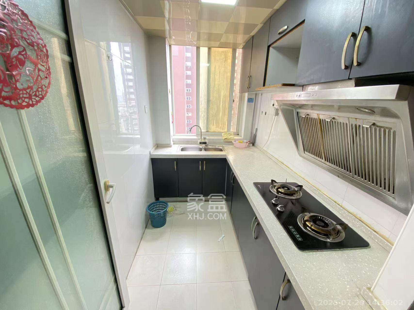 巧克力空间(建鸿达现代大厦)  2室2厅1卫    2000.0元/月 巧克力空间(建鸿达现代大厦)  2室2厅1卫    2000.0元/月室内图