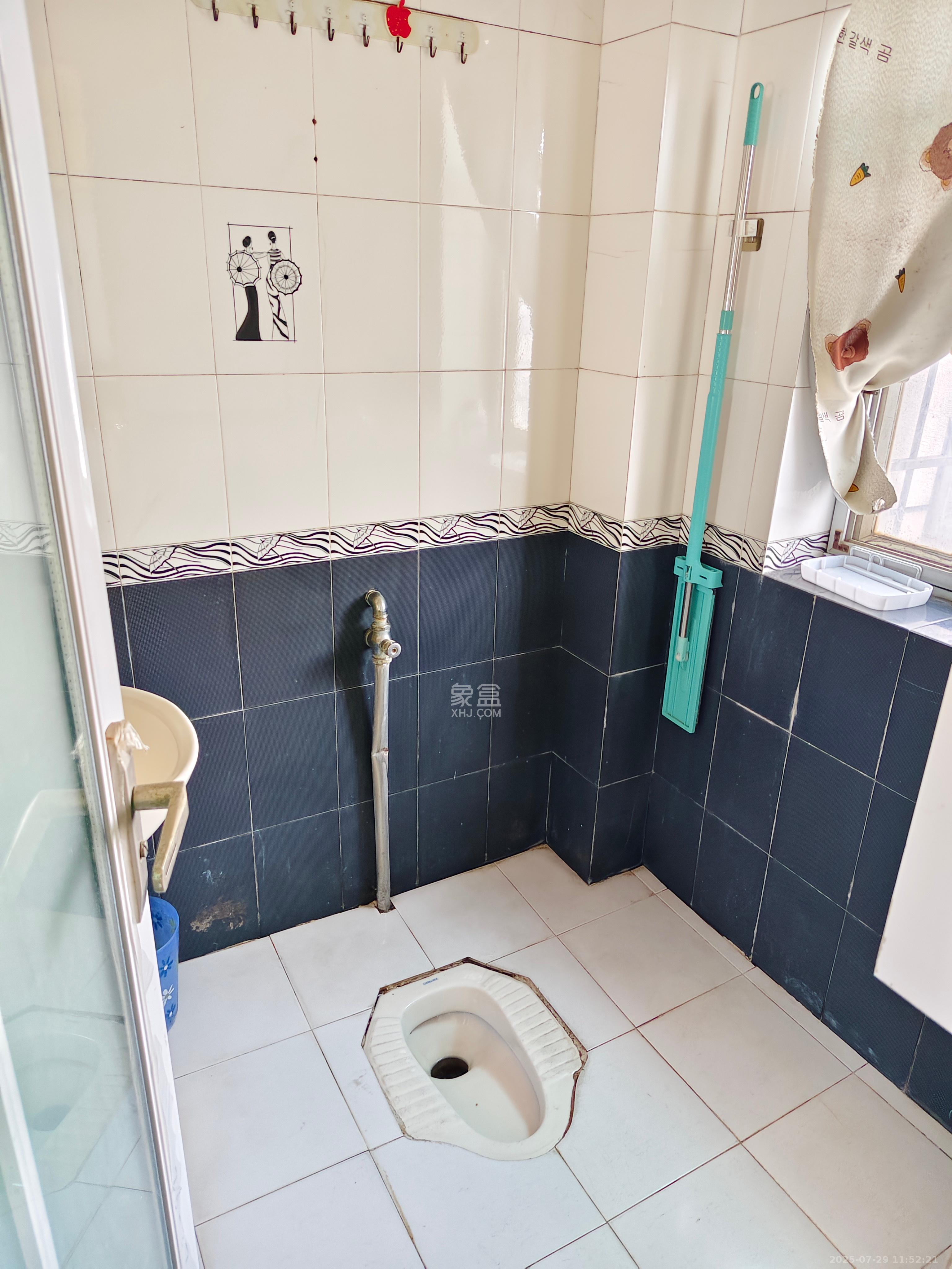 杏林小区  2室1厅1卫    1900.0元/月室内图