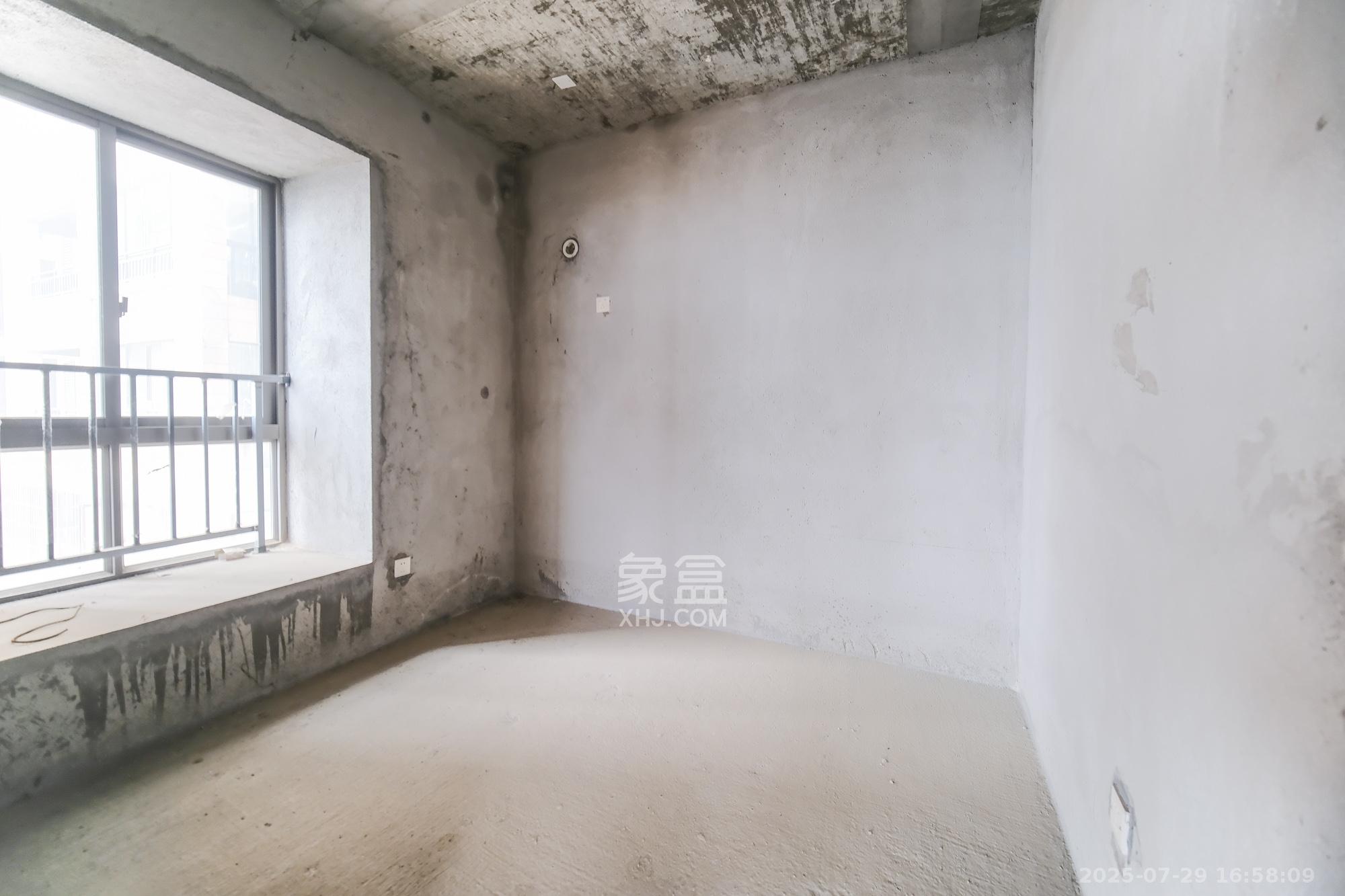 好望谷  2室2厅1卫    42.8万 好望谷  2室2厅1卫    42.8万卧室