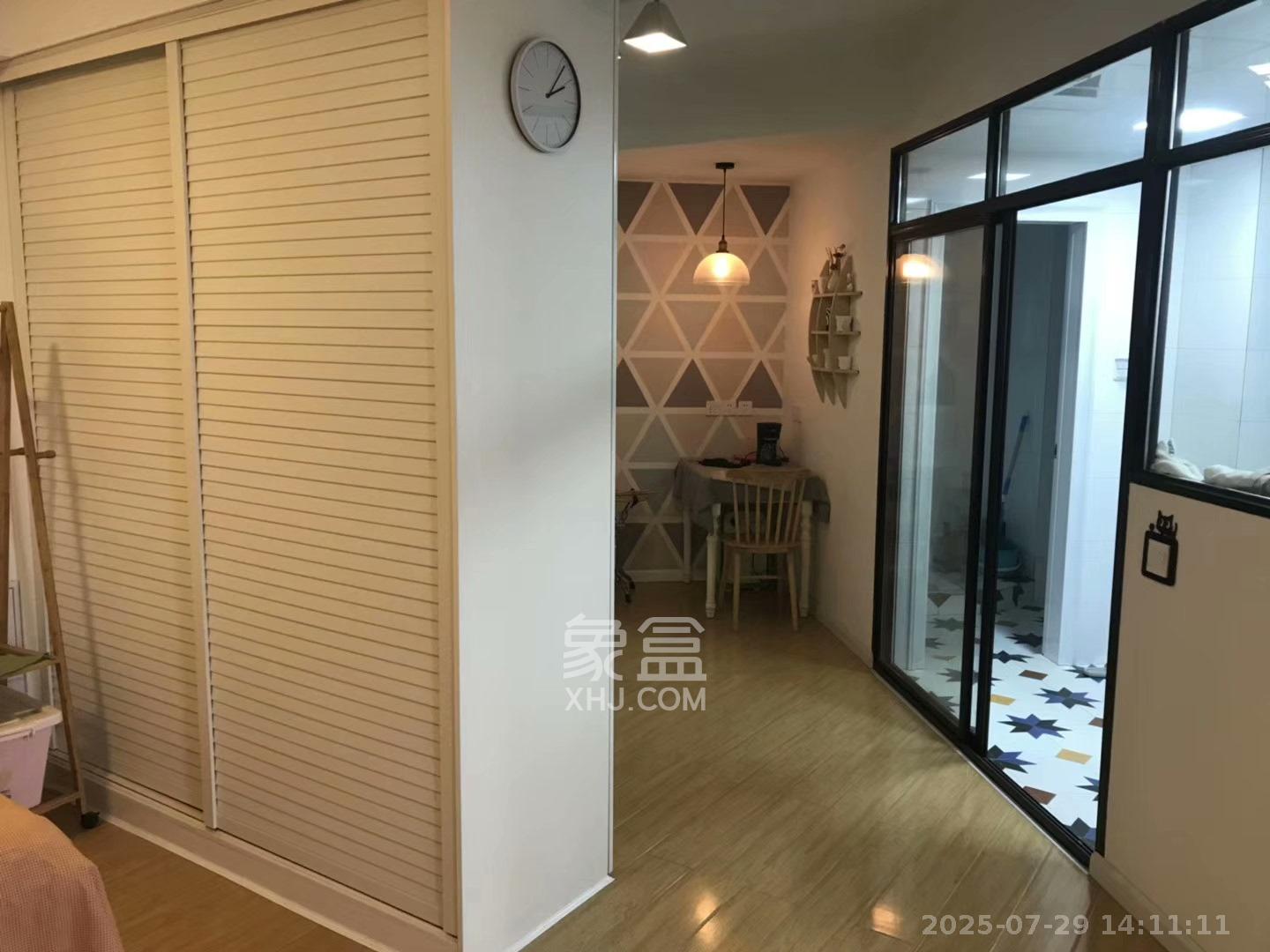 美洲故事高层 1室1厅1卫 1950.0元/月 美洲故事高层 1室1厅1卫 1950.0元/月室内图