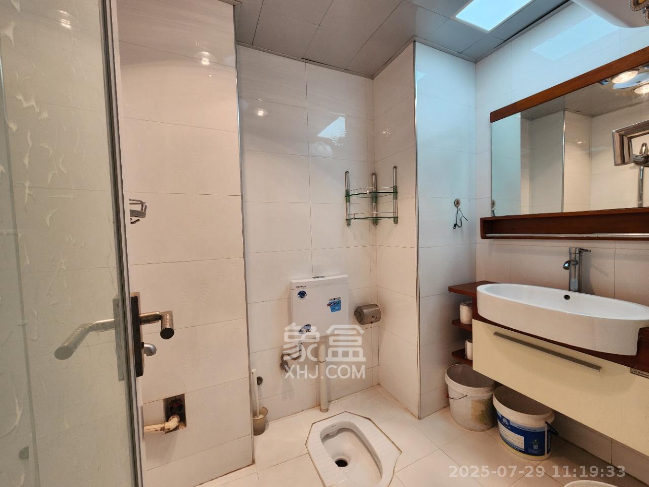 BOBO天下城(CTA财富中心) 1室1厅1卫 1900.0元/月 BOBO天下城(CTA财富中心) 1室1厅1卫 1900.0元/月室内图