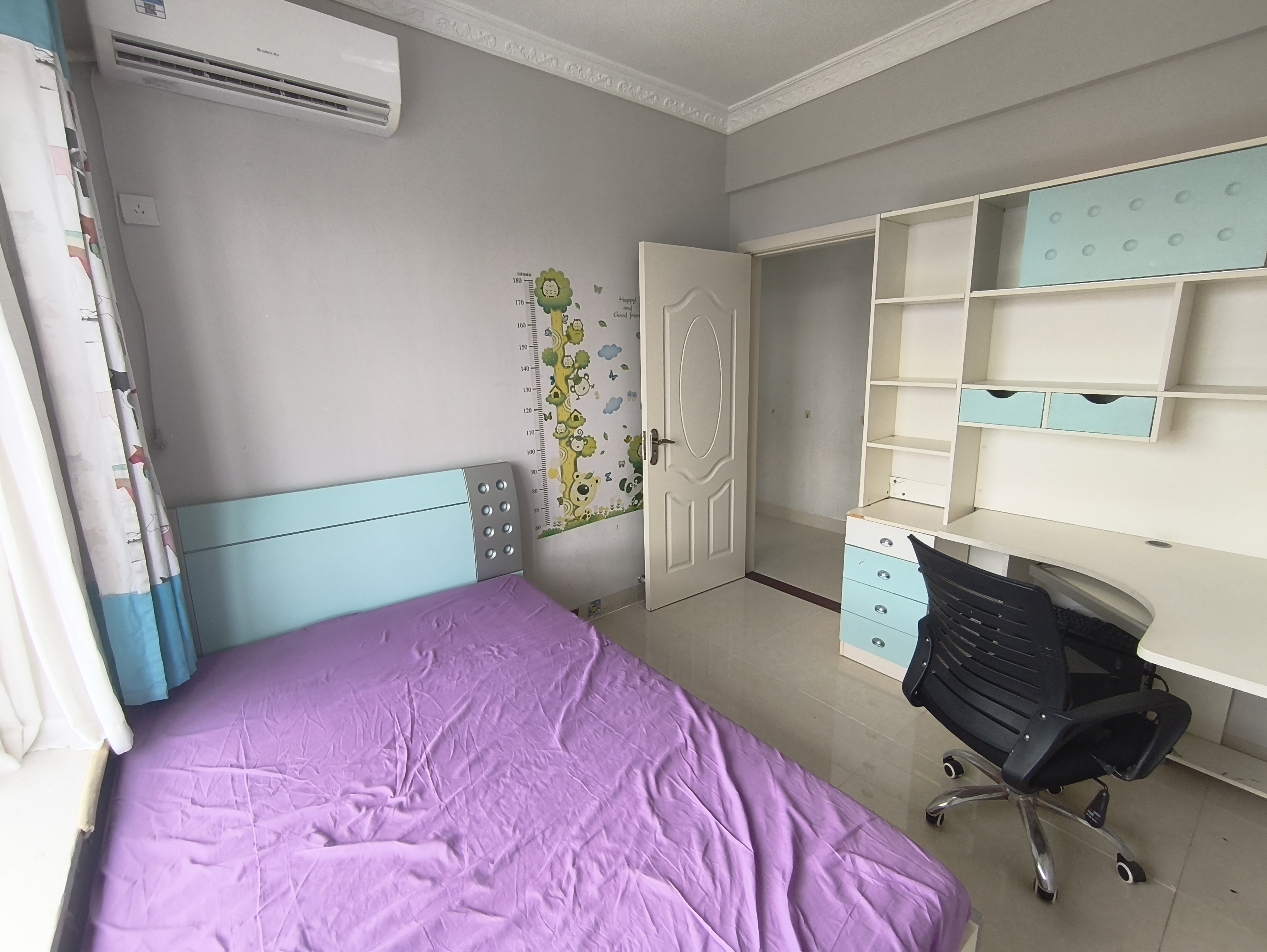 滨江熙岸小区 3室2厅2卫 2700.0元/月 滨江熙岸小区 3室2厅2卫 2700.0元/月室内图