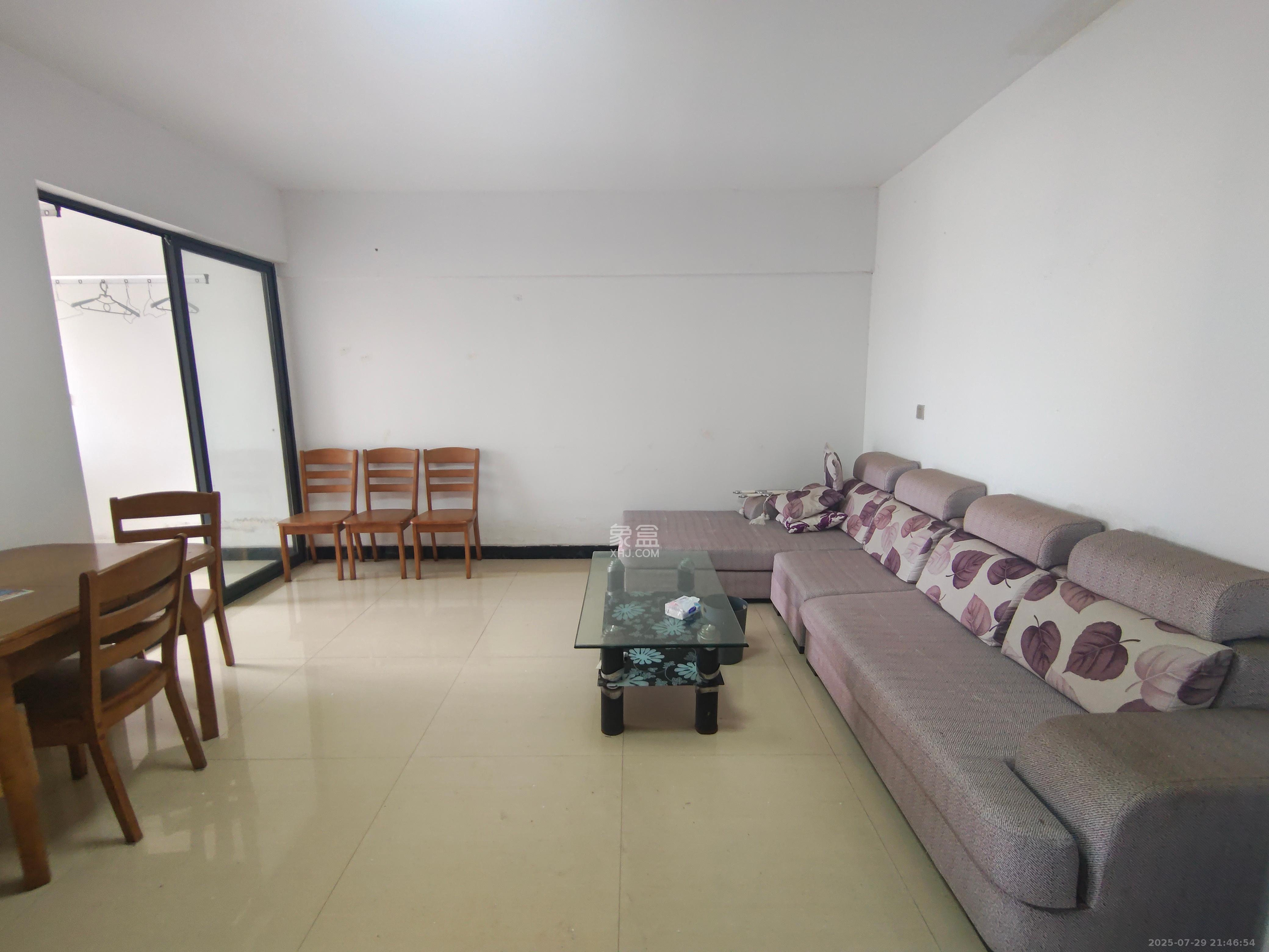 极目楚天 2室2厅1卫 2500.0元/月 极目楚天 2室2厅1卫 2500.0元/月室内图