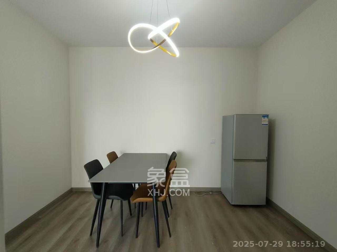 星城映象 3室1厅2卫 2800.0元/月 星城映象 3室1厅2卫 2800.0元/月室内图