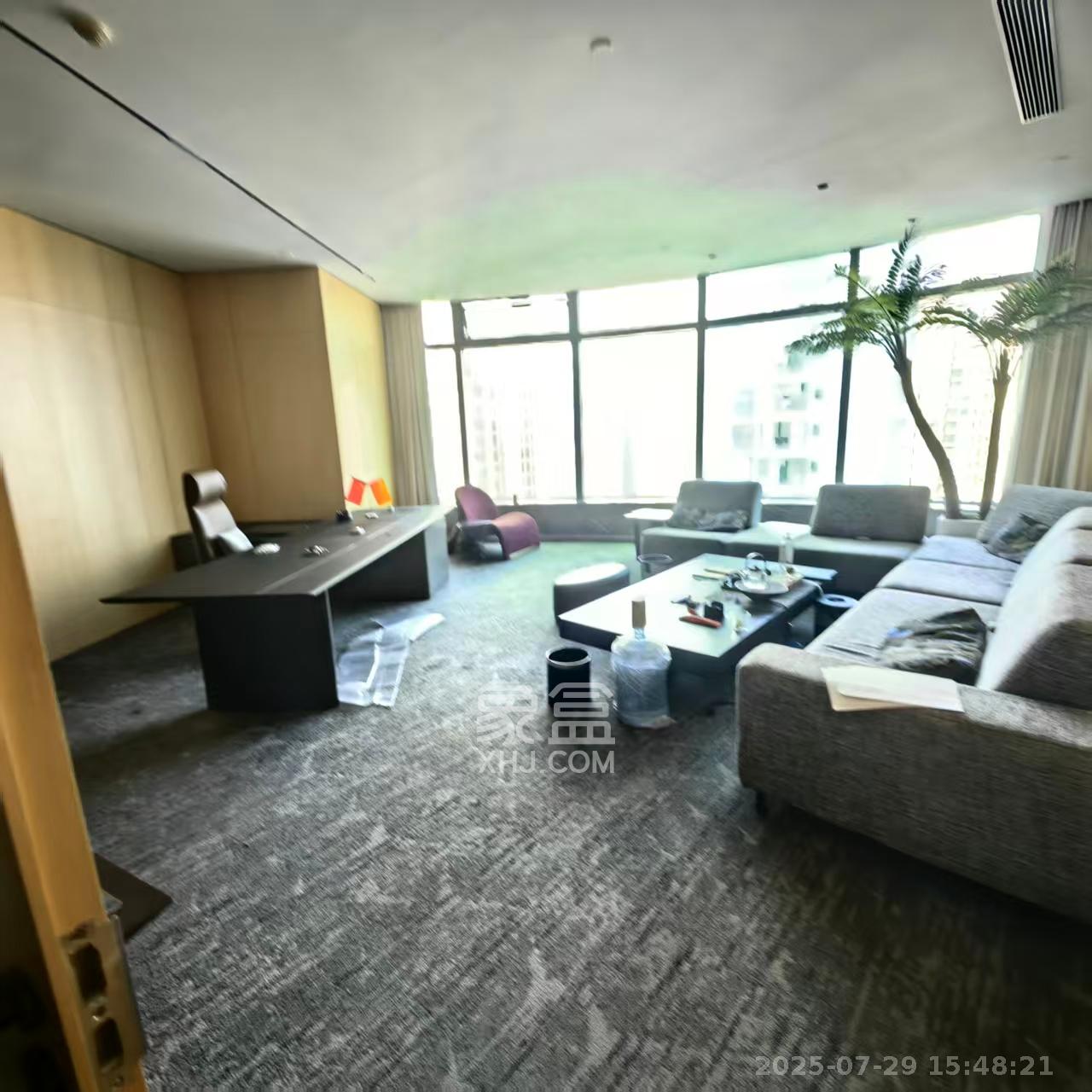 世茂铂曼   456.0㎡     36000.00元/月室内图