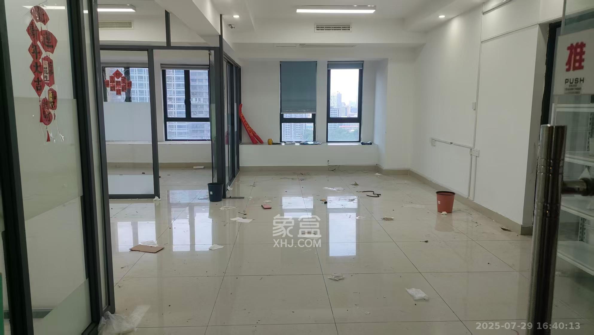 建发汇金国际   98.78㎡     5000.00元/月