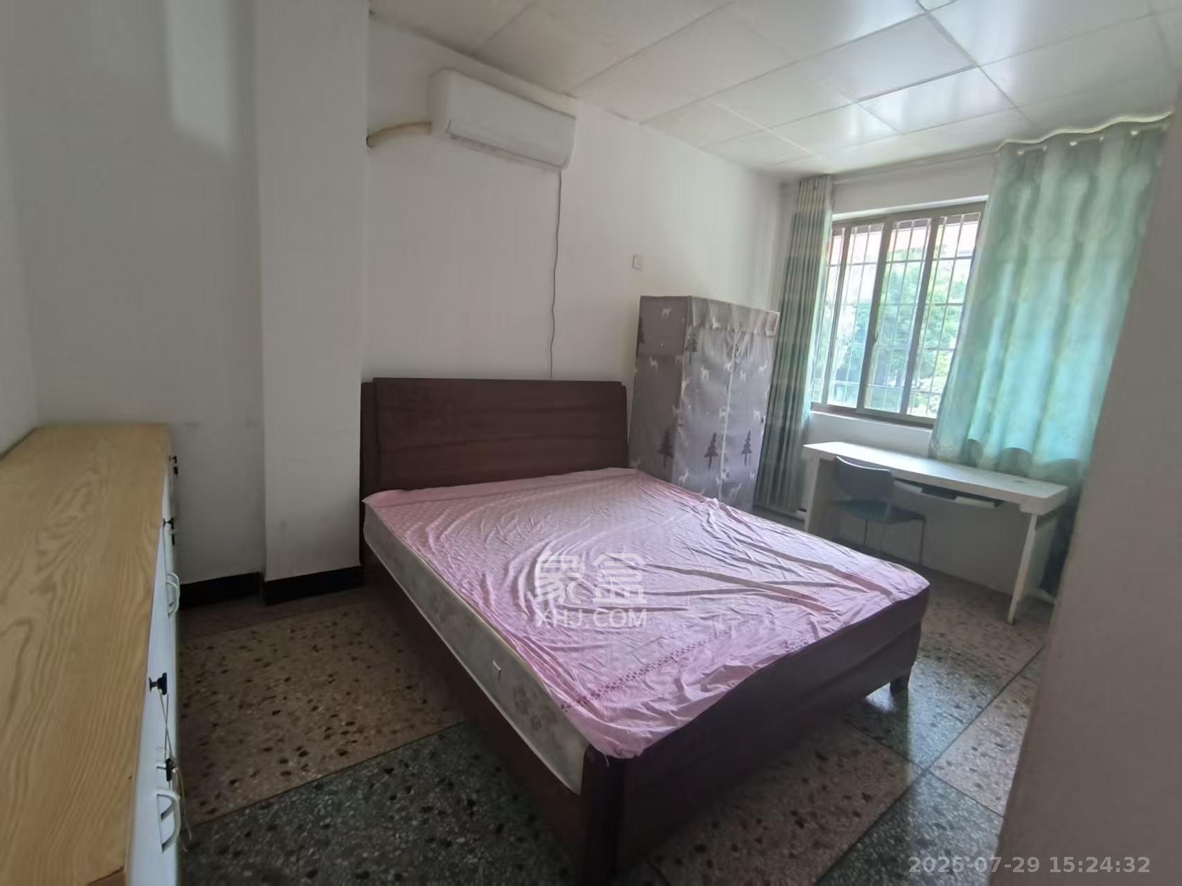 兴联小区 2室2厅1卫 1500.0元/月 兴联小区 2室2厅1卫 1500.0元/月室内图