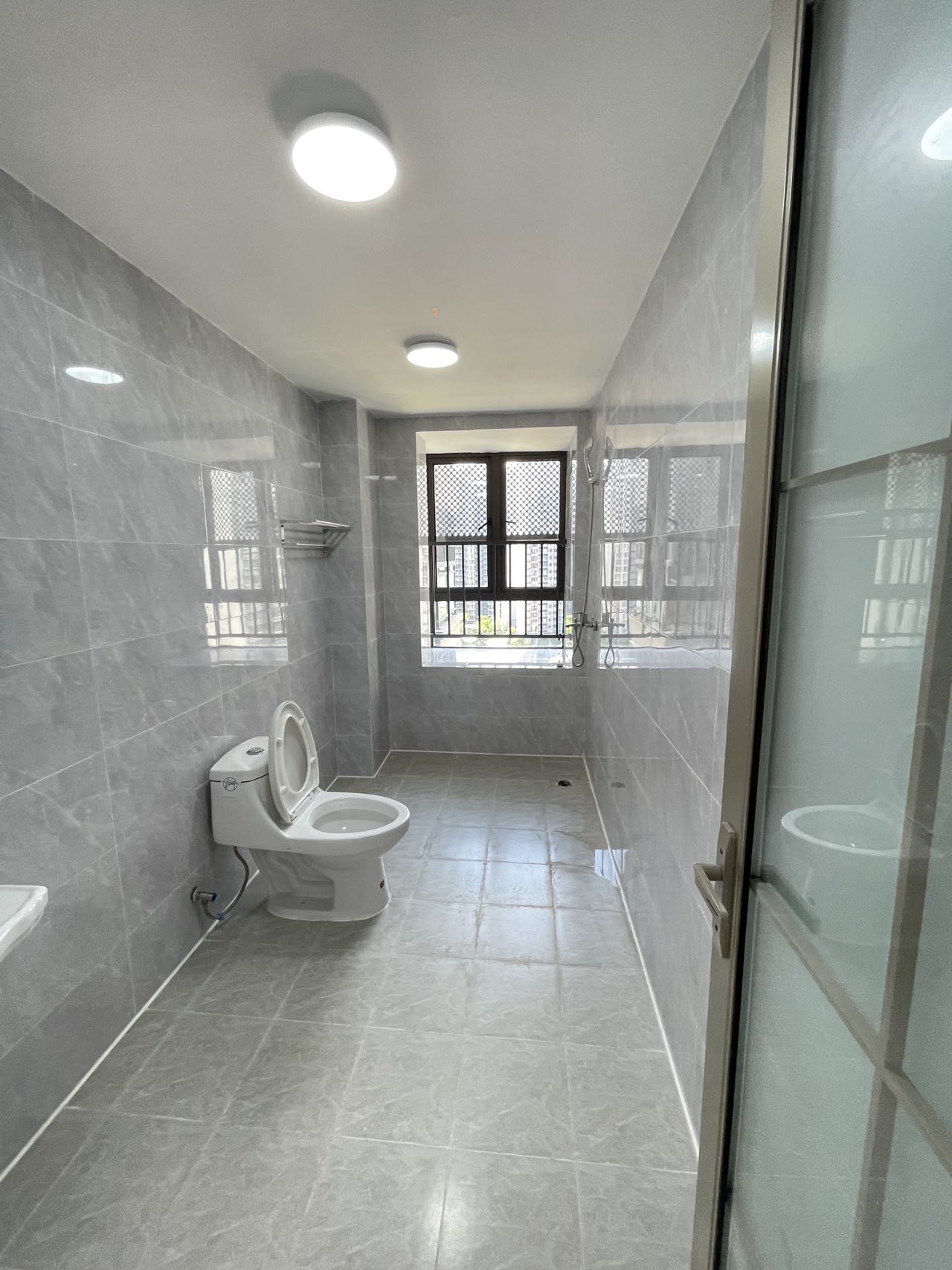 坡博家园三区 4室2厅2卫 176.0万 坡博家园三区 4室2厅2卫 176.0万室内图