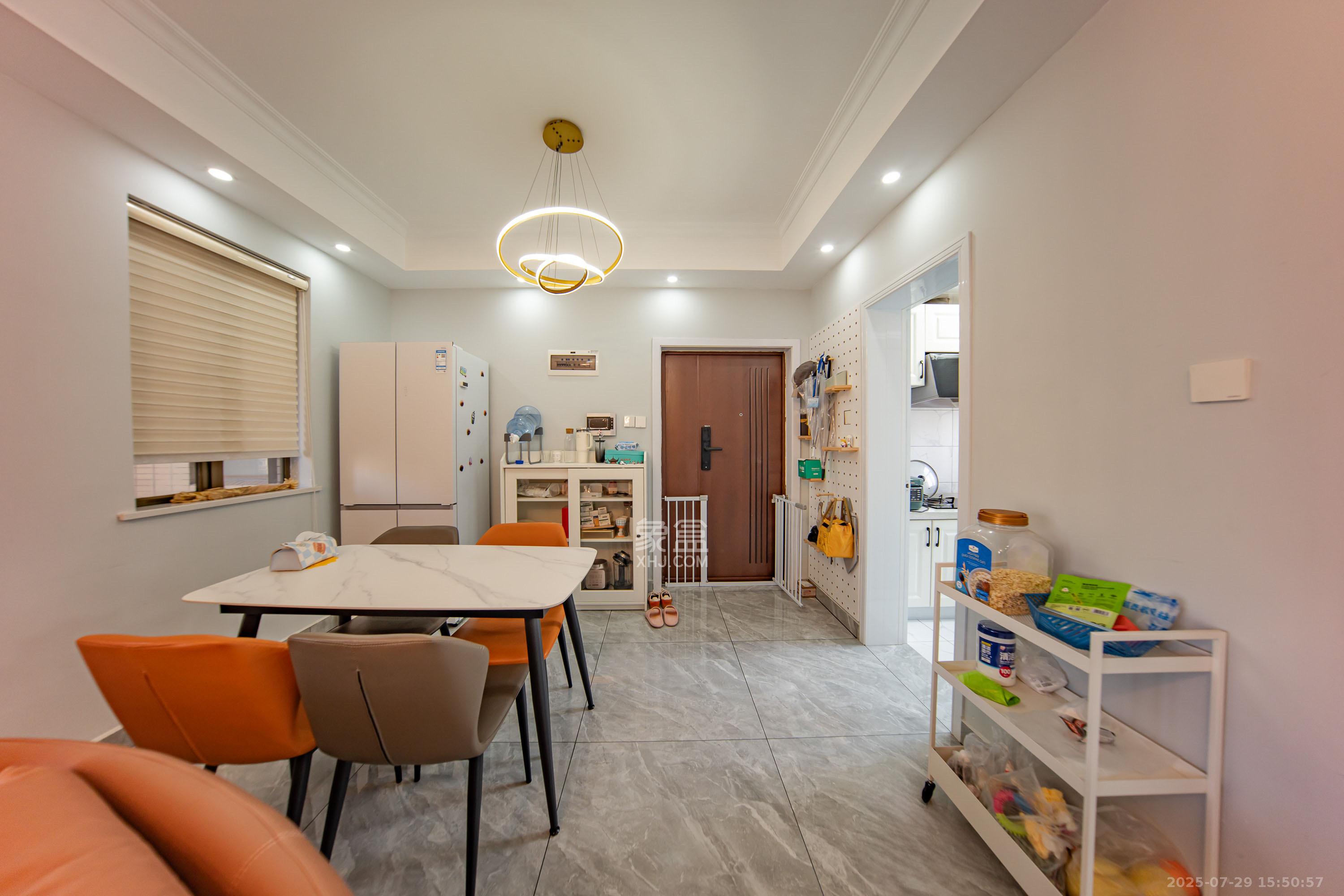 江山帝景雅典  1室2厅1卫    2400.0元/月 江山帝景雅典  1室2厅1卫    2400.0元/月室内图