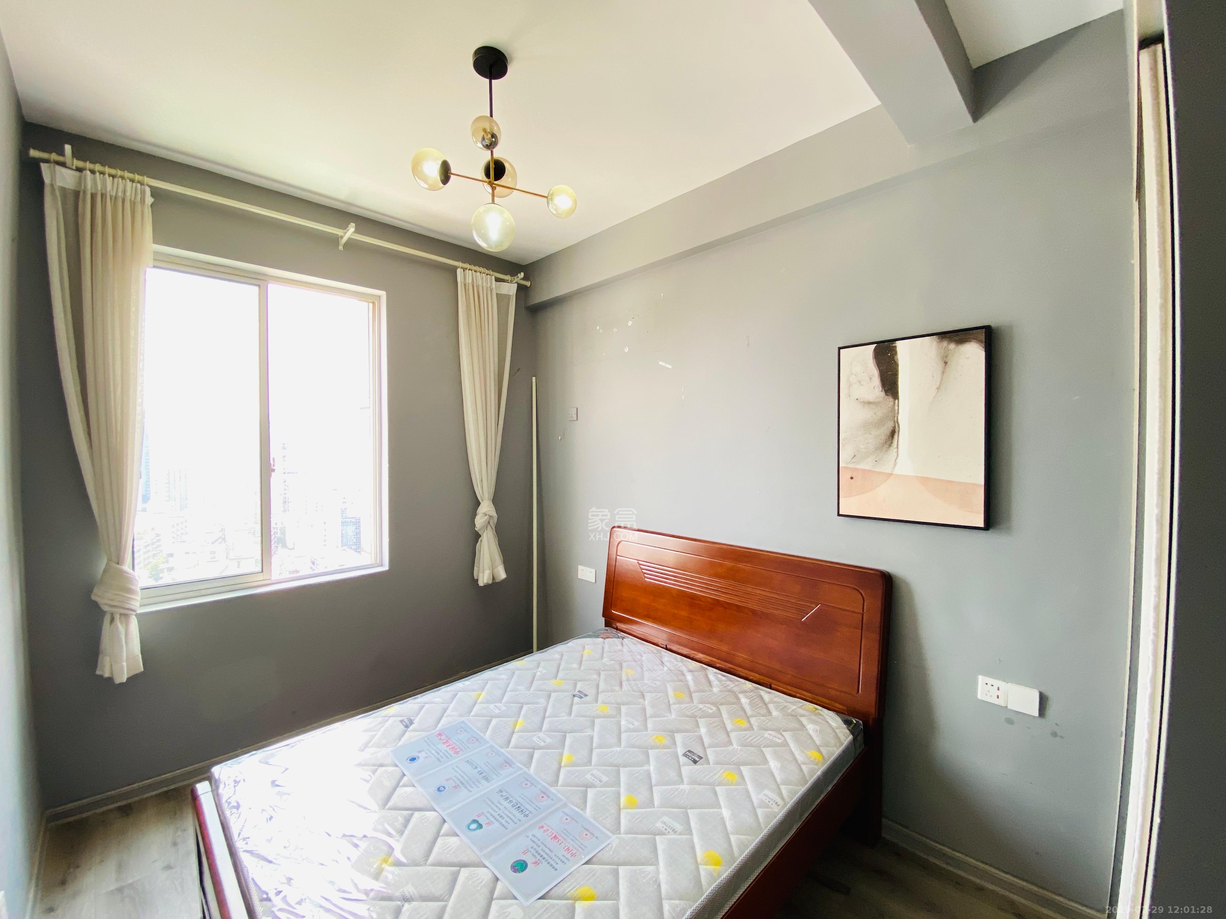 君临国际 2室1厅1卫 2600.0元/月 君临国际 2室1厅1卫 2600.0元/月室内图