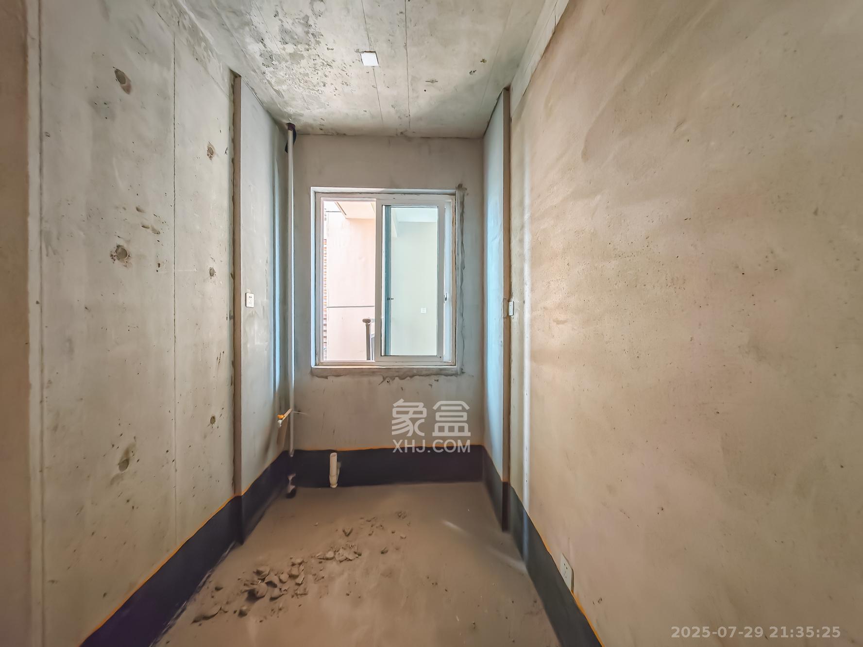 中岭景苑  2室2厅1卫    42.0万 中岭景苑  2室2厅1卫    42.0万厨房