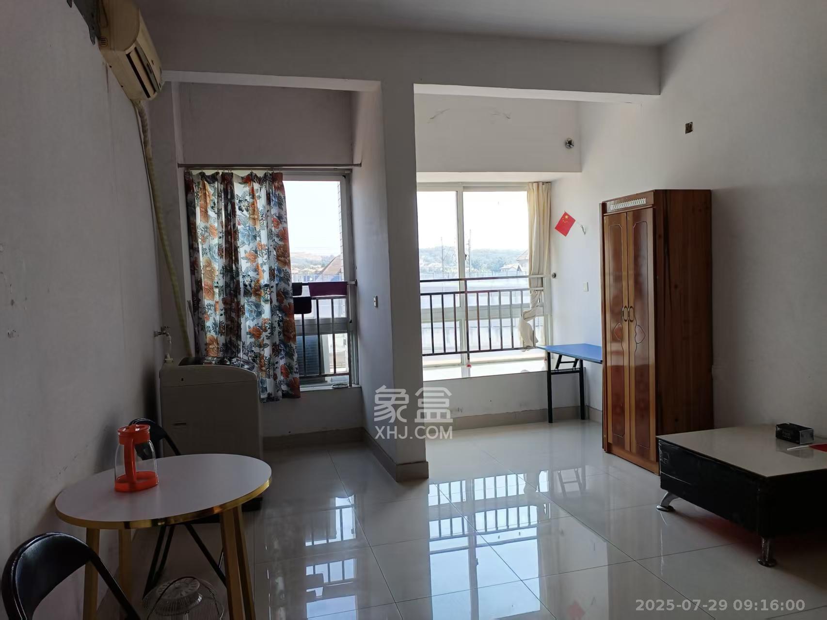 腾泰佳园 1室1厅1卫 650.0元/月 腾泰佳园 1室1厅1卫 650.0元/月室内图