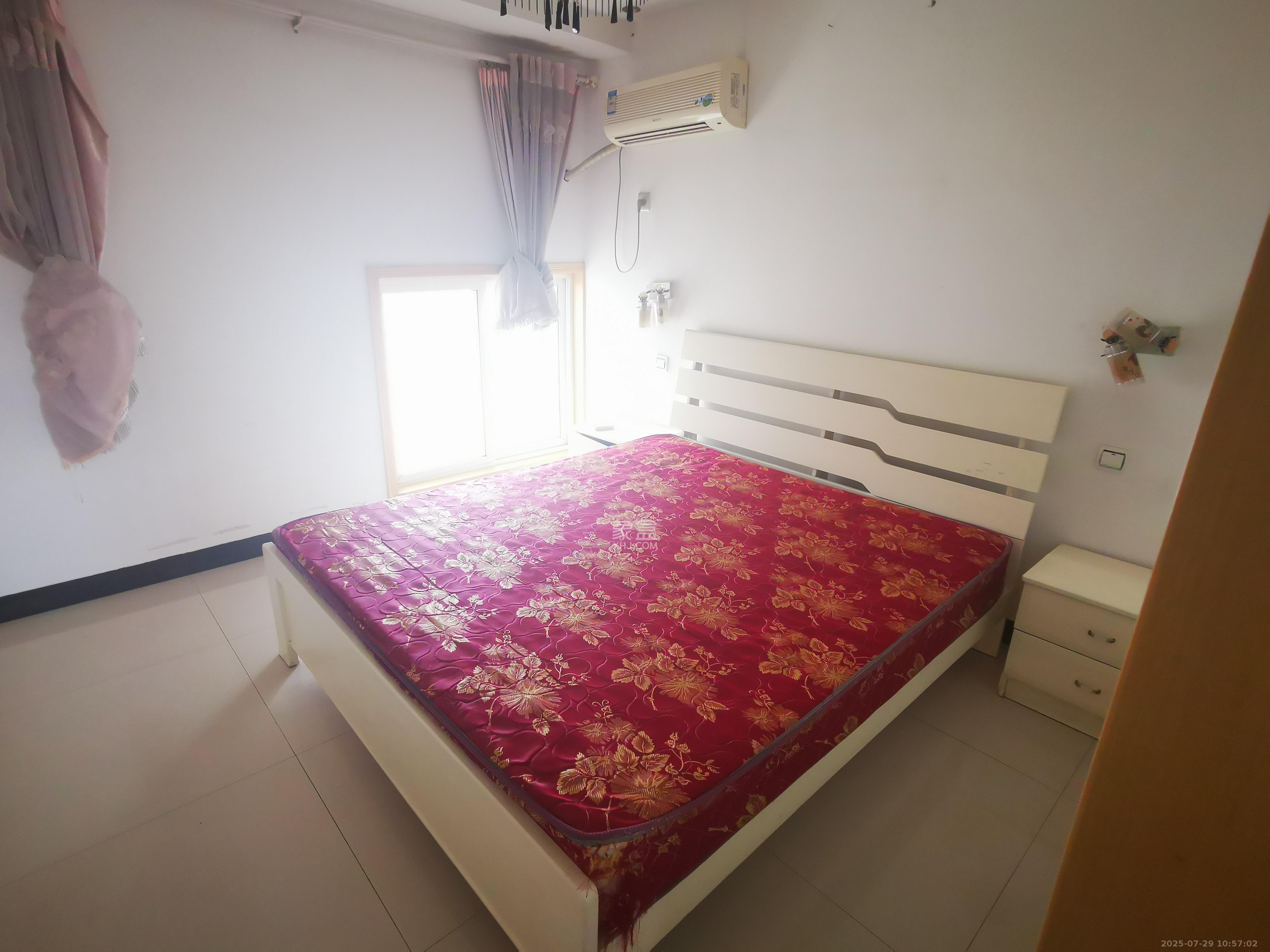 鄱阳小区 2室2厅1卫 1000.0元/月 鄱阳小区 2室2厅1卫 1000.0元/月室内图