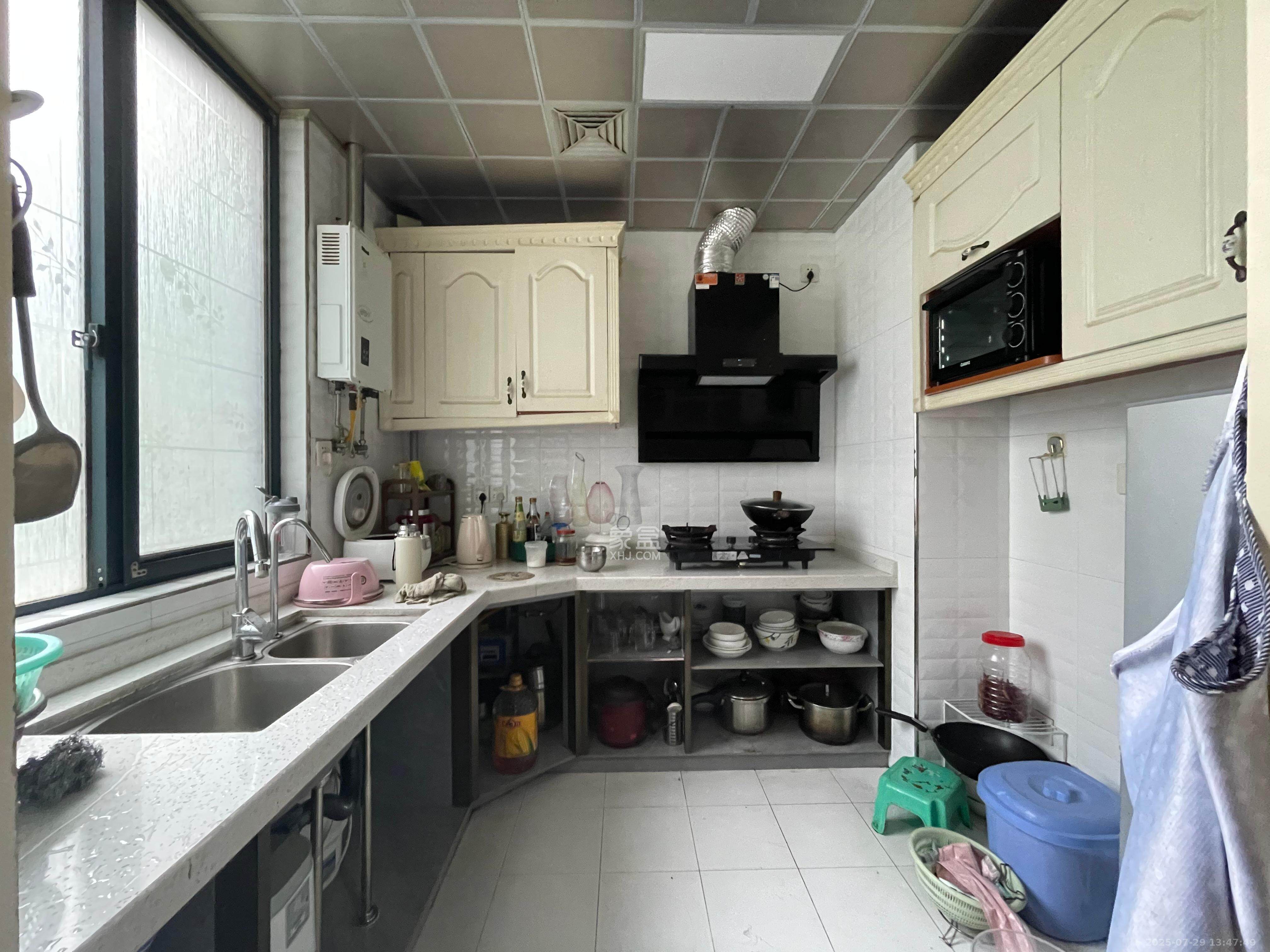 湘江世纪城揽江苑 3室2厅2卫 3000.0元/月 湘江世纪城揽江苑 3室2厅2卫 3000.0元/月室内图