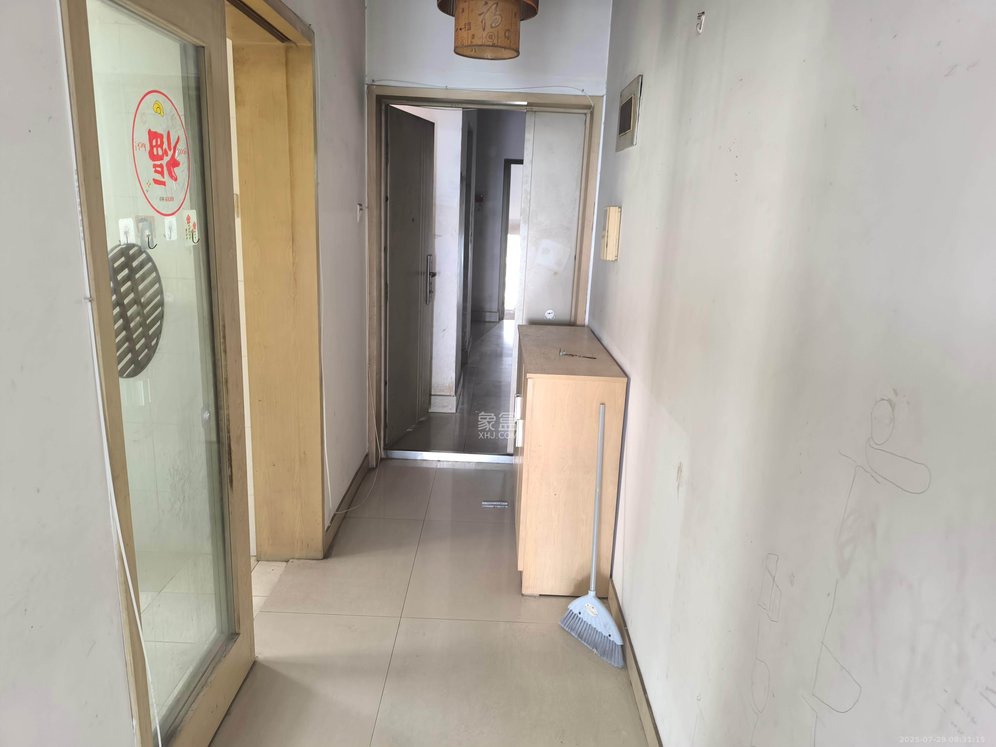 金碧文华  2室2厅1卫    1500.0元/月