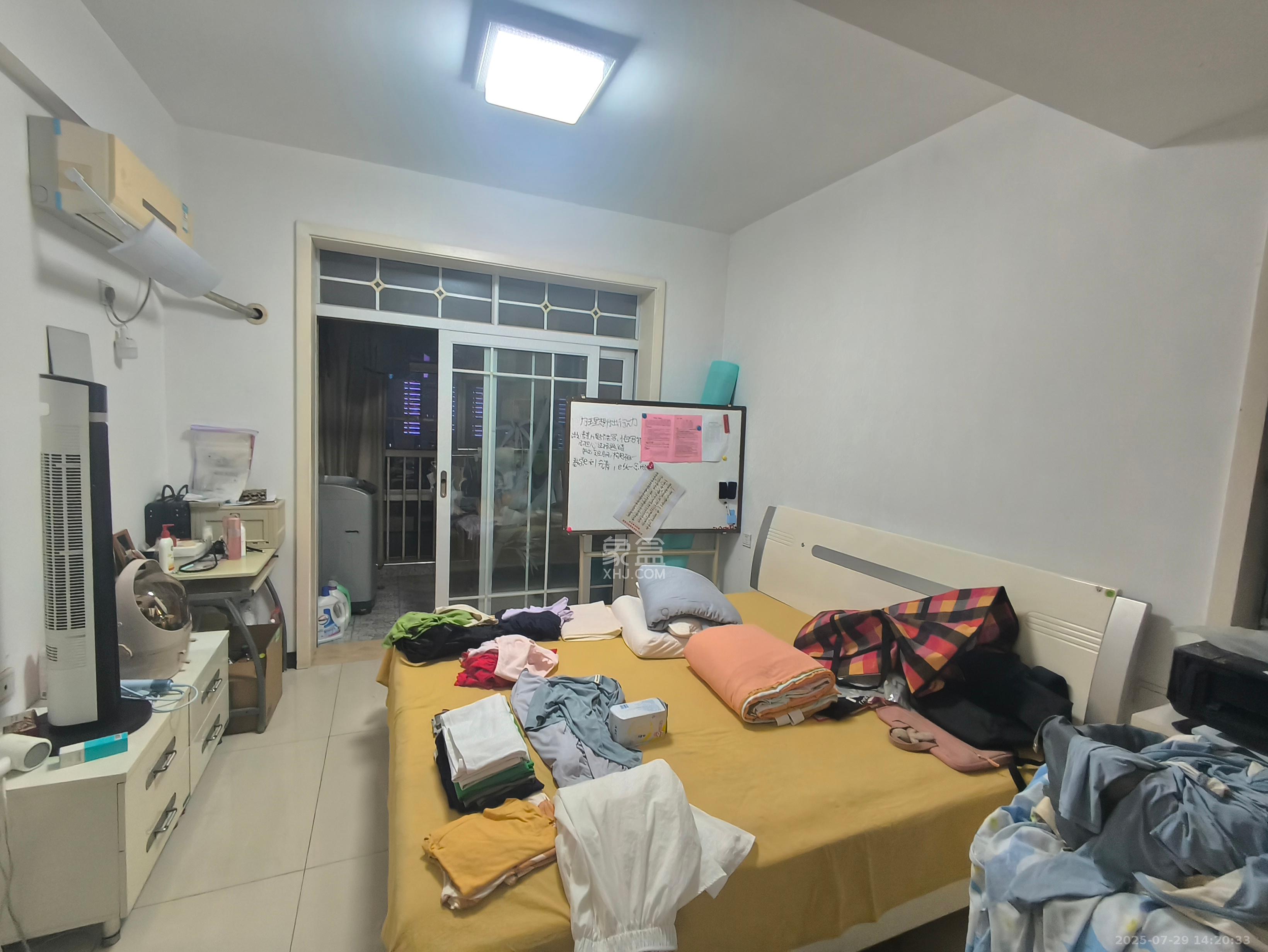 景泰雅苑(景江融城) 2室2厅1卫 2600.0元/月 景泰雅苑(景江融城) 2室2厅1卫 2600.0元/月室内图