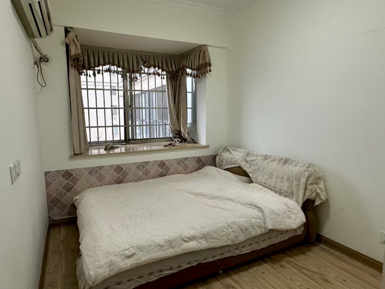 资江明珠 2室1厅1卫 1600.0元/月 资江明珠 2室1厅1卫 1600.0元/月室内图