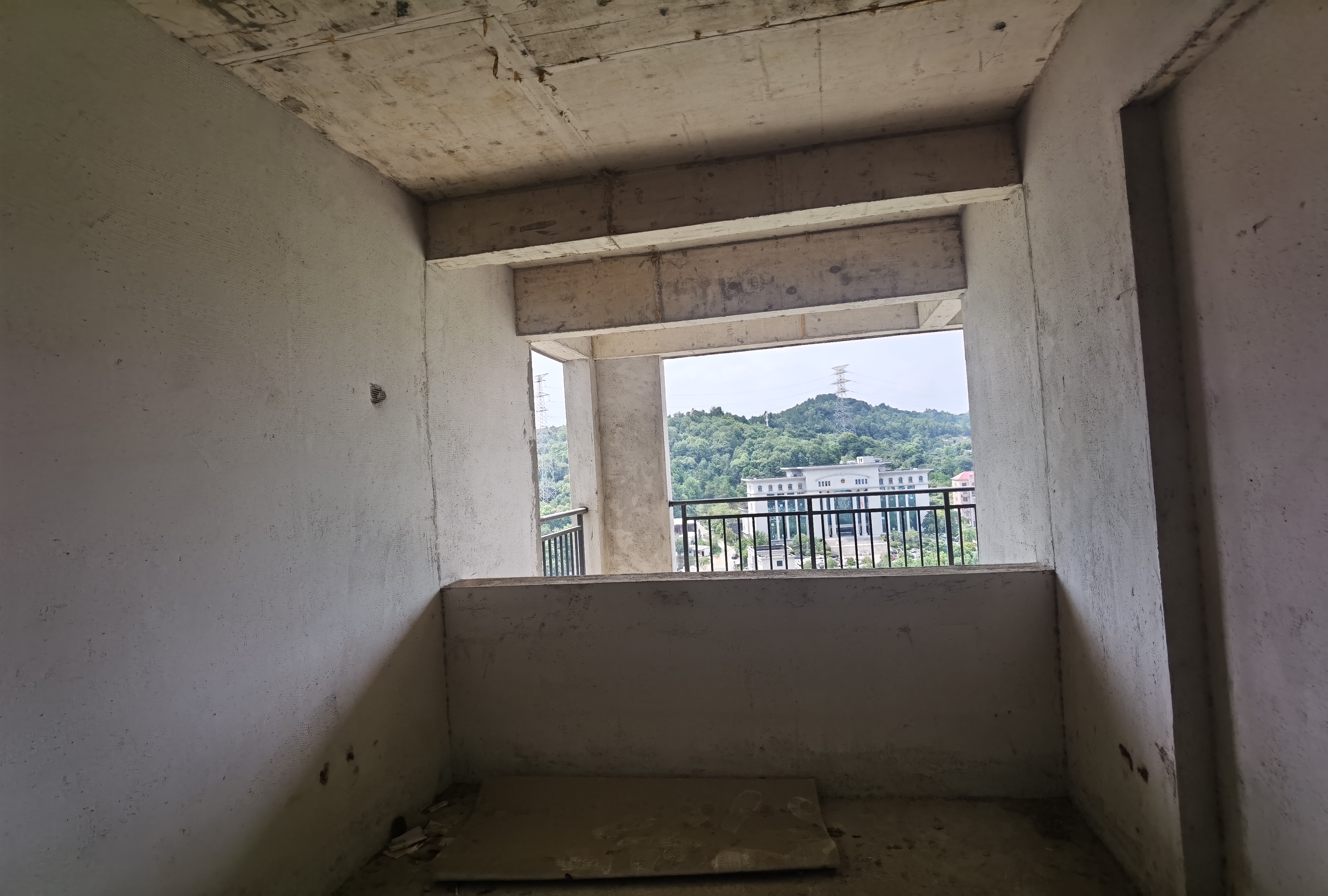 镇星恒苑  3室2厅2卫    53.8万客厅