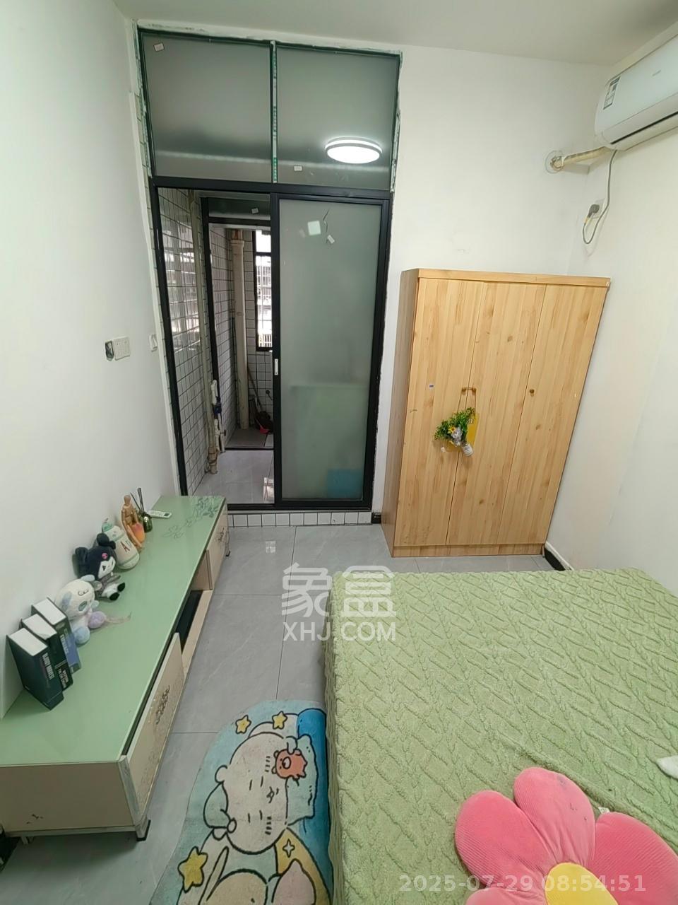 扬帆小区  1室1厅1卫   1100.00元/月室内图
