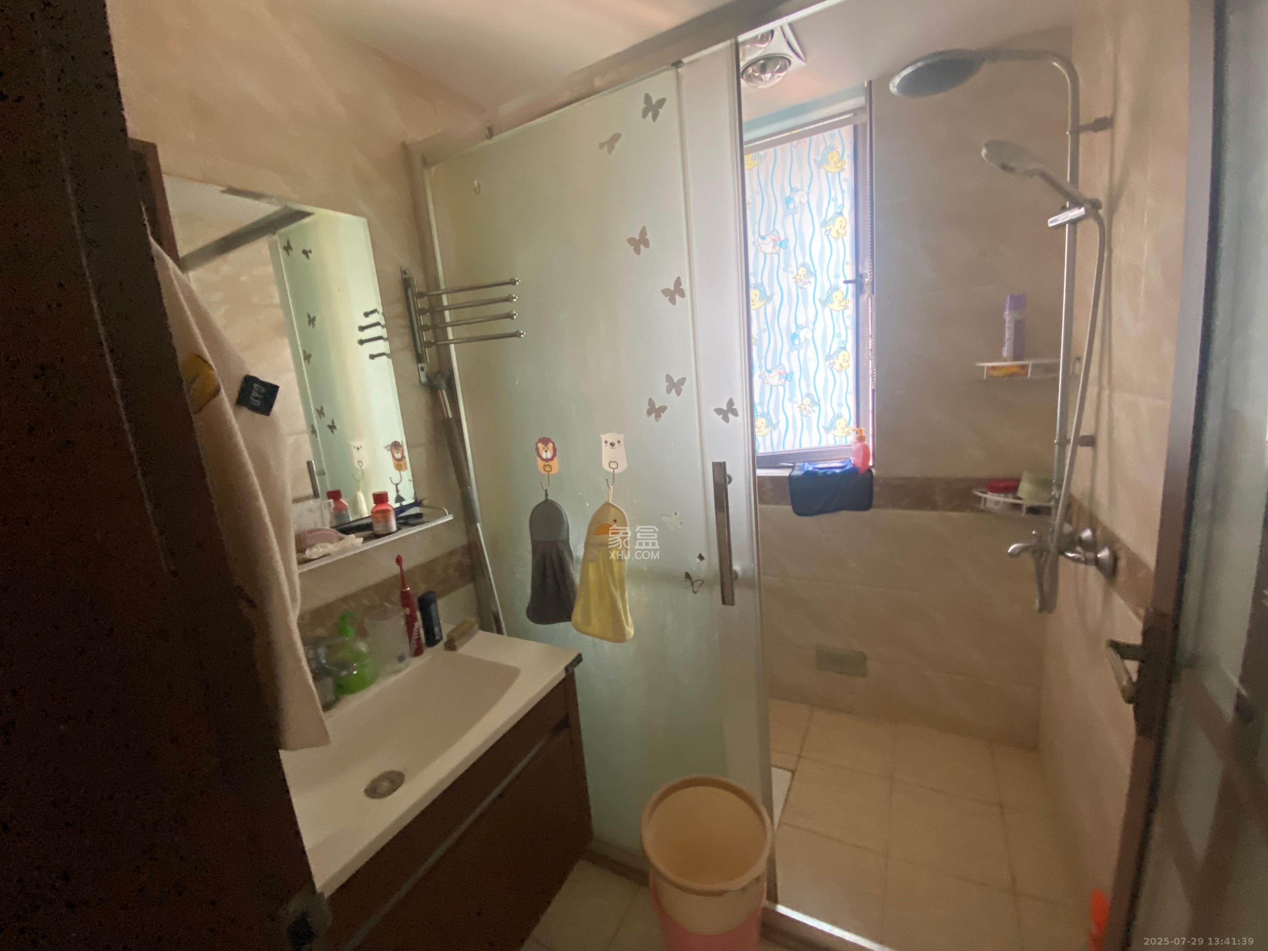 旺德府恺悦国际 3室2厅1卫 2200.0元/月 旺德府恺悦国际 3室2厅1卫 2200.0元/月室内图