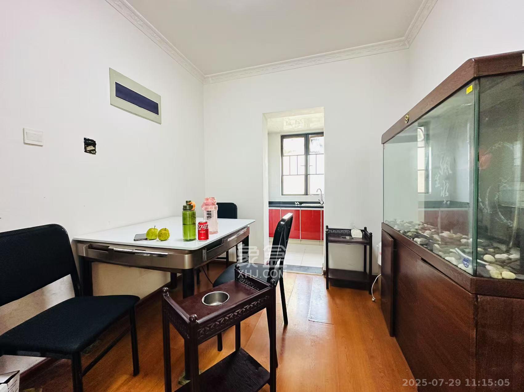 宜家湘颂（景致雅苑）  3室2厅1卫    2400.0元/月室内图