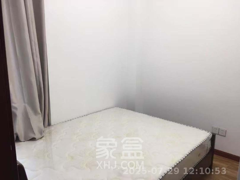 江南华府  2室1厅1卫   2200.00元/月室内图