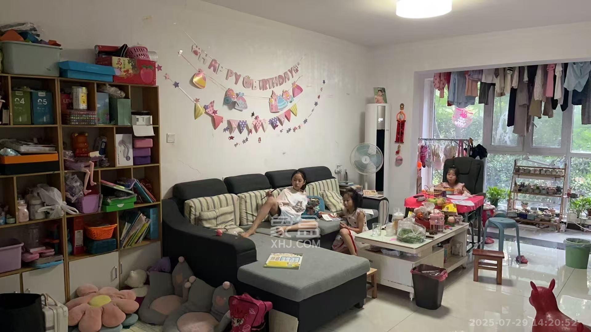 上园商住小区 3室2厅2卫 3400.0元/月 上园商住小区 3室2厅2卫 3400.0元/月室内图