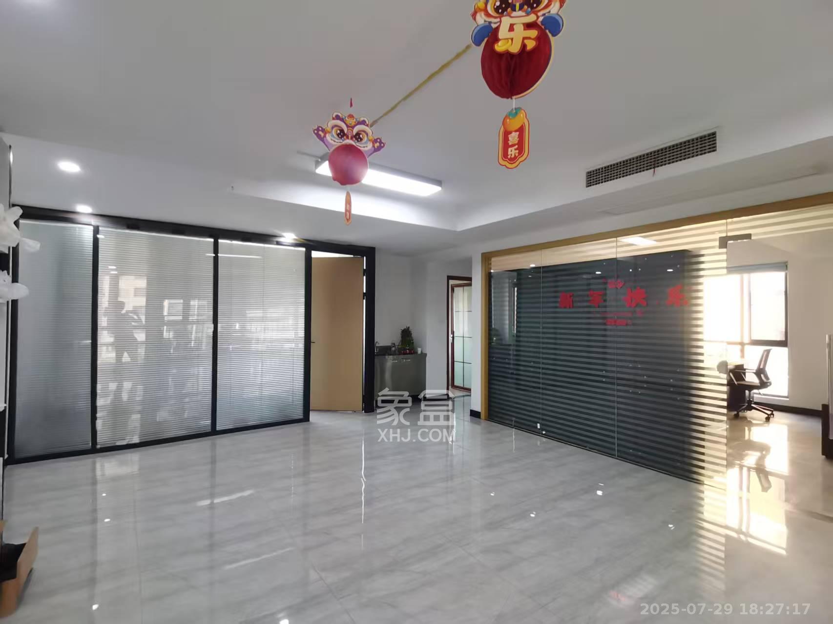 中建芙蓉嘉苑 6室2厅1卫 7000.0元/月 中建芙蓉嘉苑 6室2厅1卫 7000.0元/月室内图