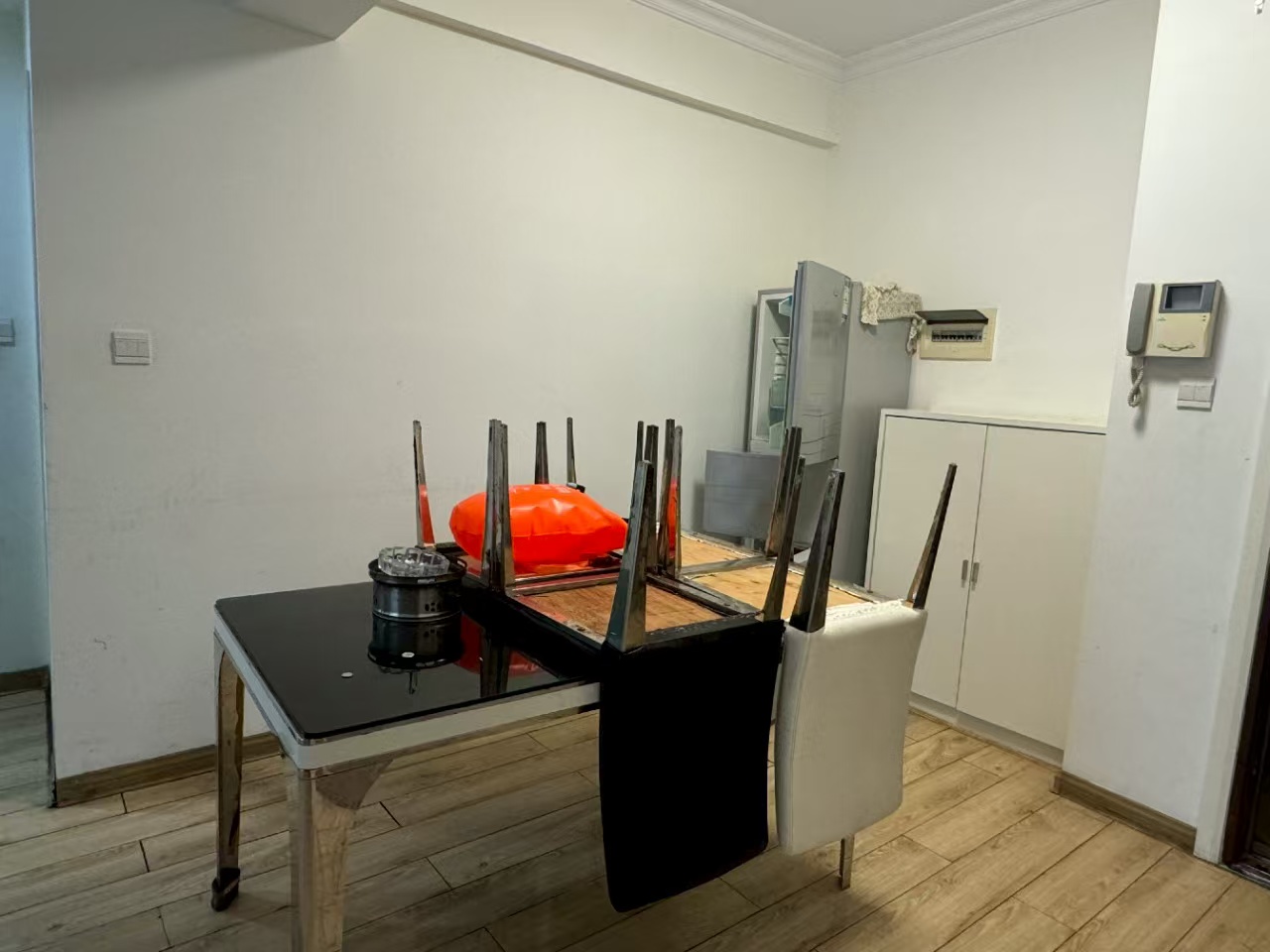 资江明珠 2室1厅1卫 1600.0元/月 资江明珠 2室1厅1卫 1600.0元/月室内图