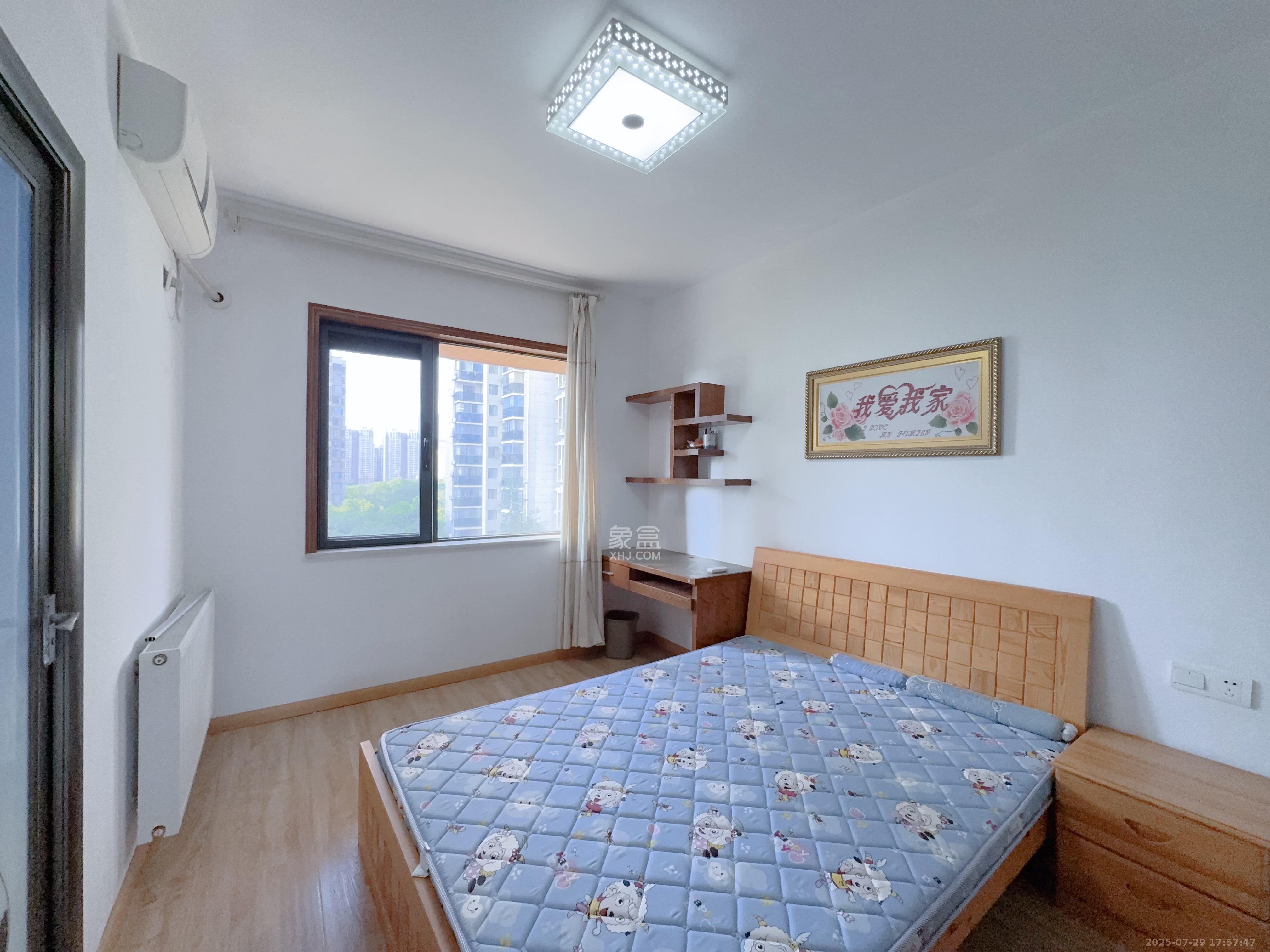 博林金谷  4室2厅3卫    3500.0元/月室内图