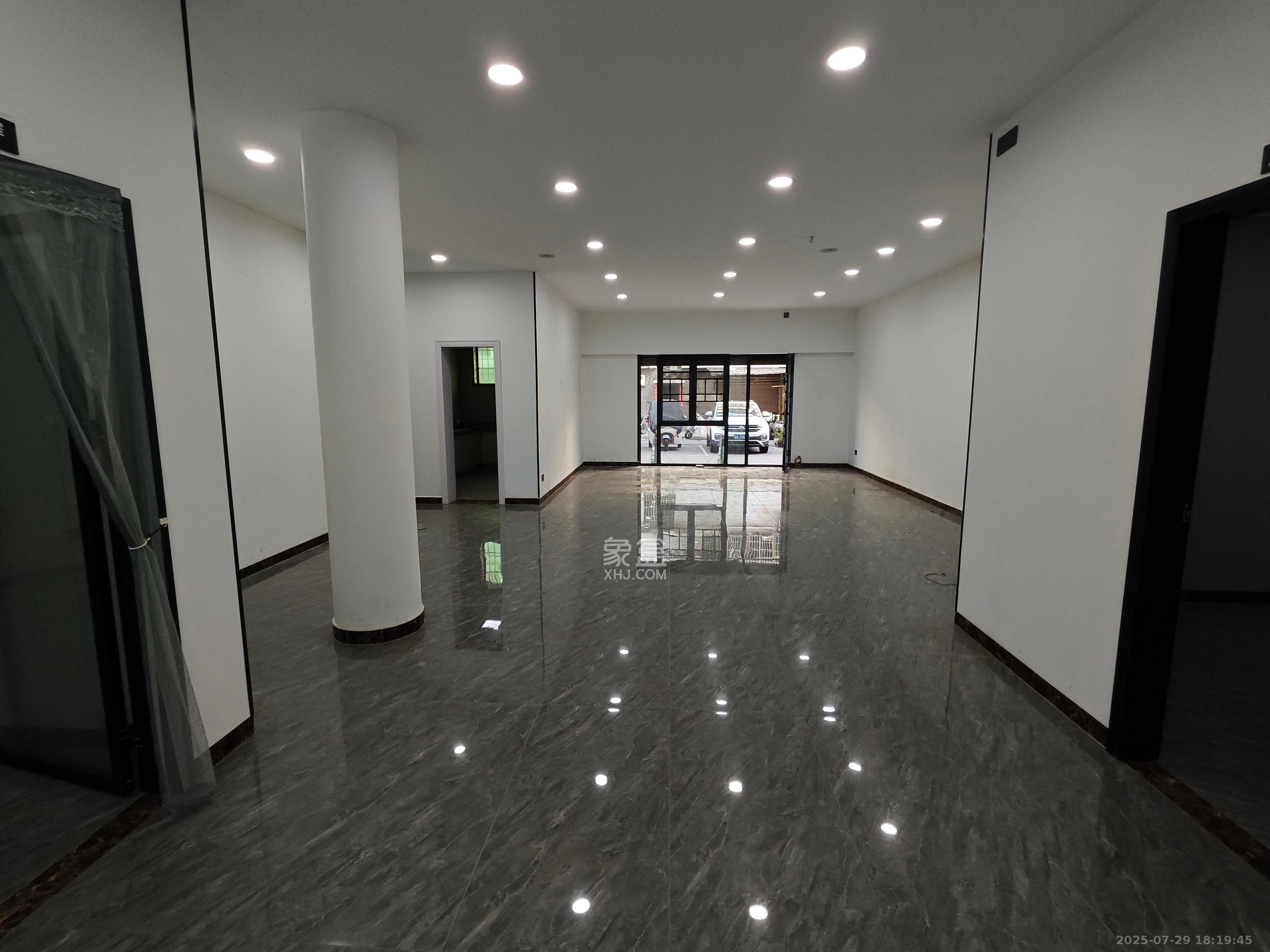 银星小区  1室0厅0卫    5000.0元/月 银星小区  1室0厅0卫    5000.0元/月室内图