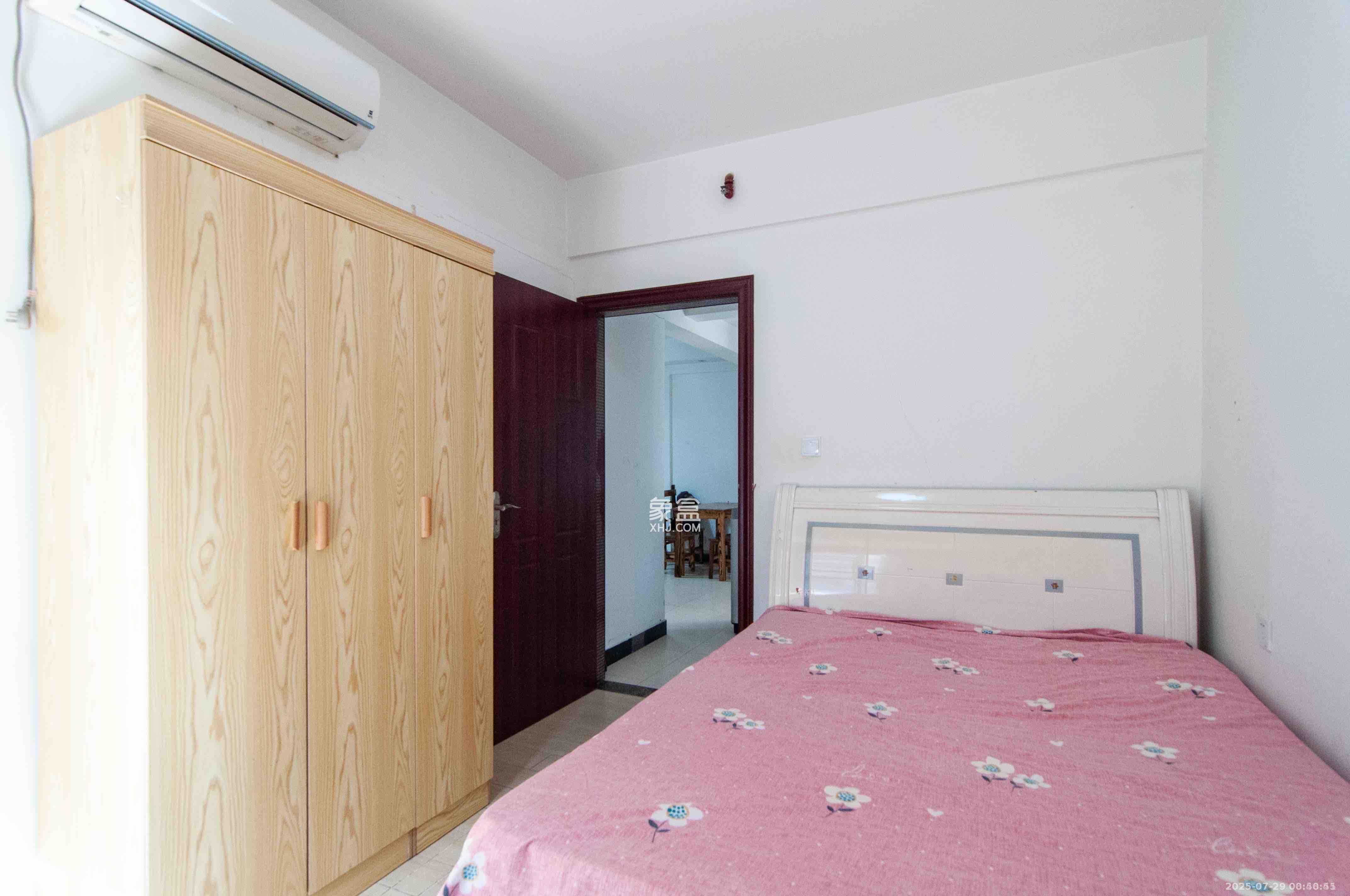 佳兴国际汇  2室2厅1卫    2400.0元/月室内图