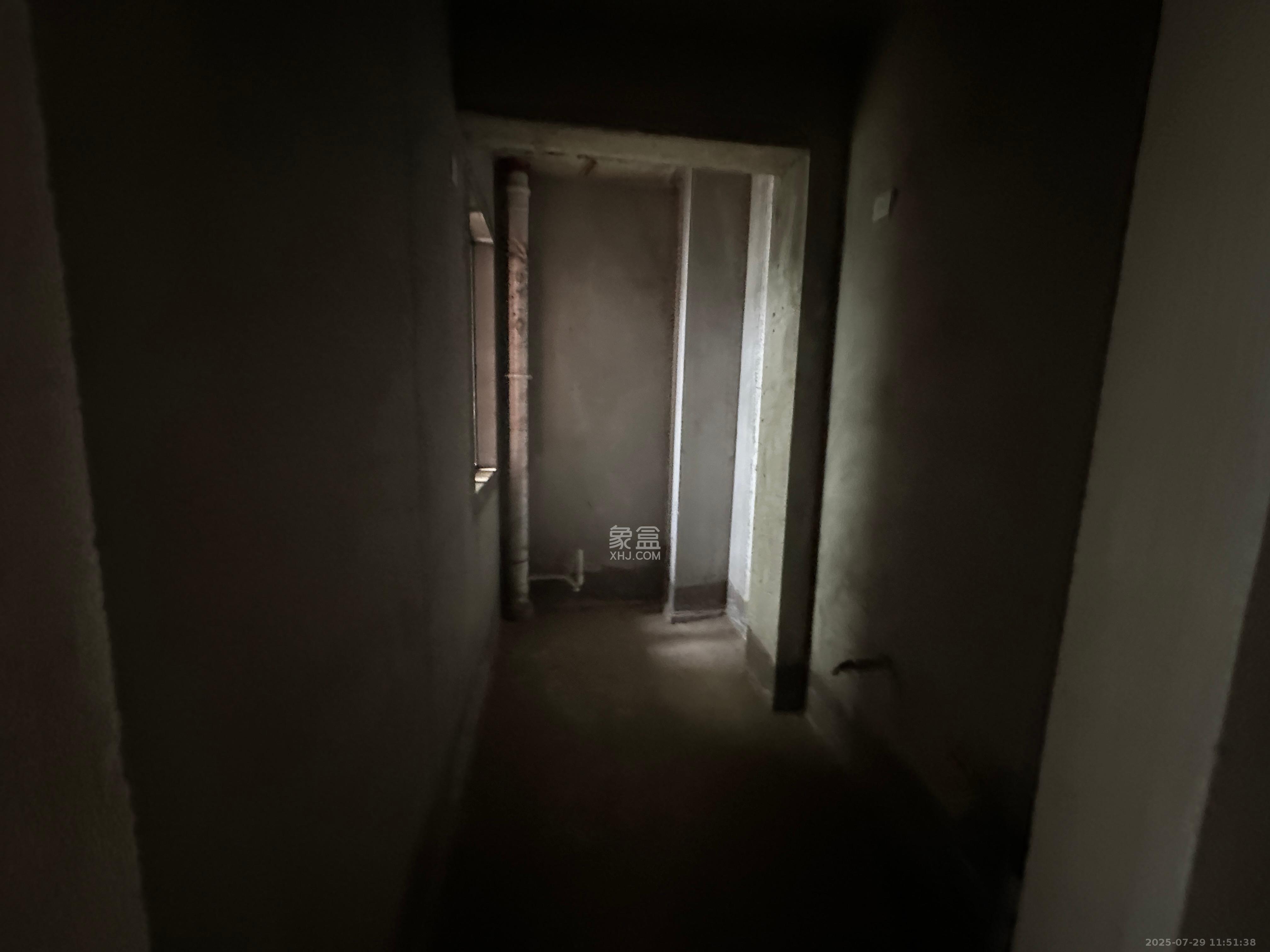 金谷豪庭 3室2厅1卫 1000.0元/月 金谷豪庭 3室2厅1卫 1000.0元/月室内图