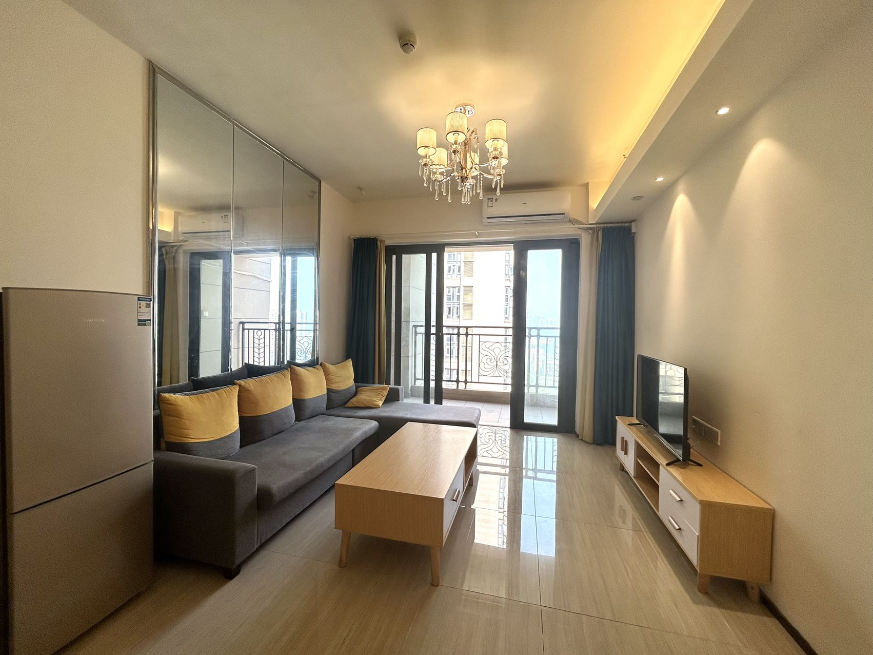 恒大上林苑  1室1厅1卫    2100.0元/月户型图