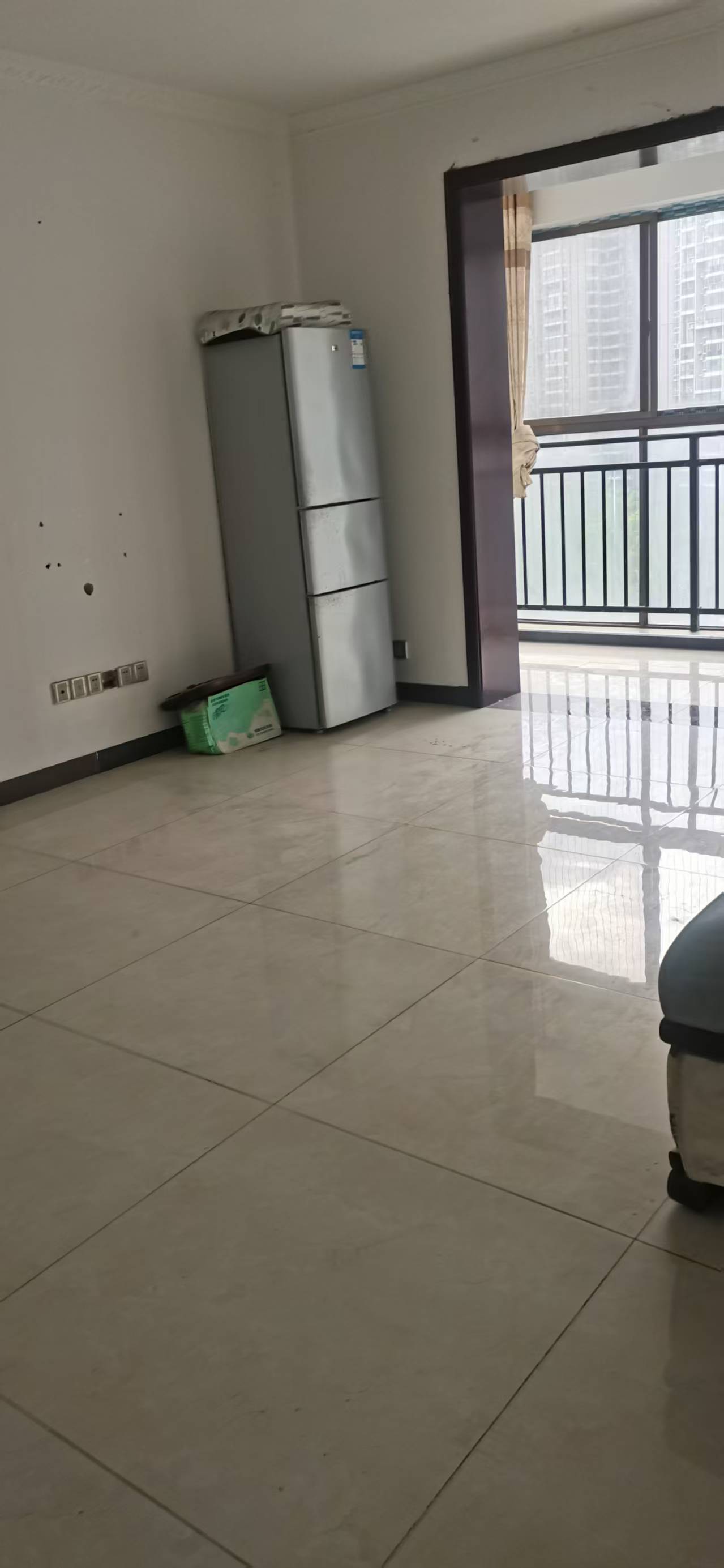 回龙湾主人家园  4室2厅4卫    1500.0元/月 回龙湾主人家园  4室2厅4卫    1500.0元/月室内图