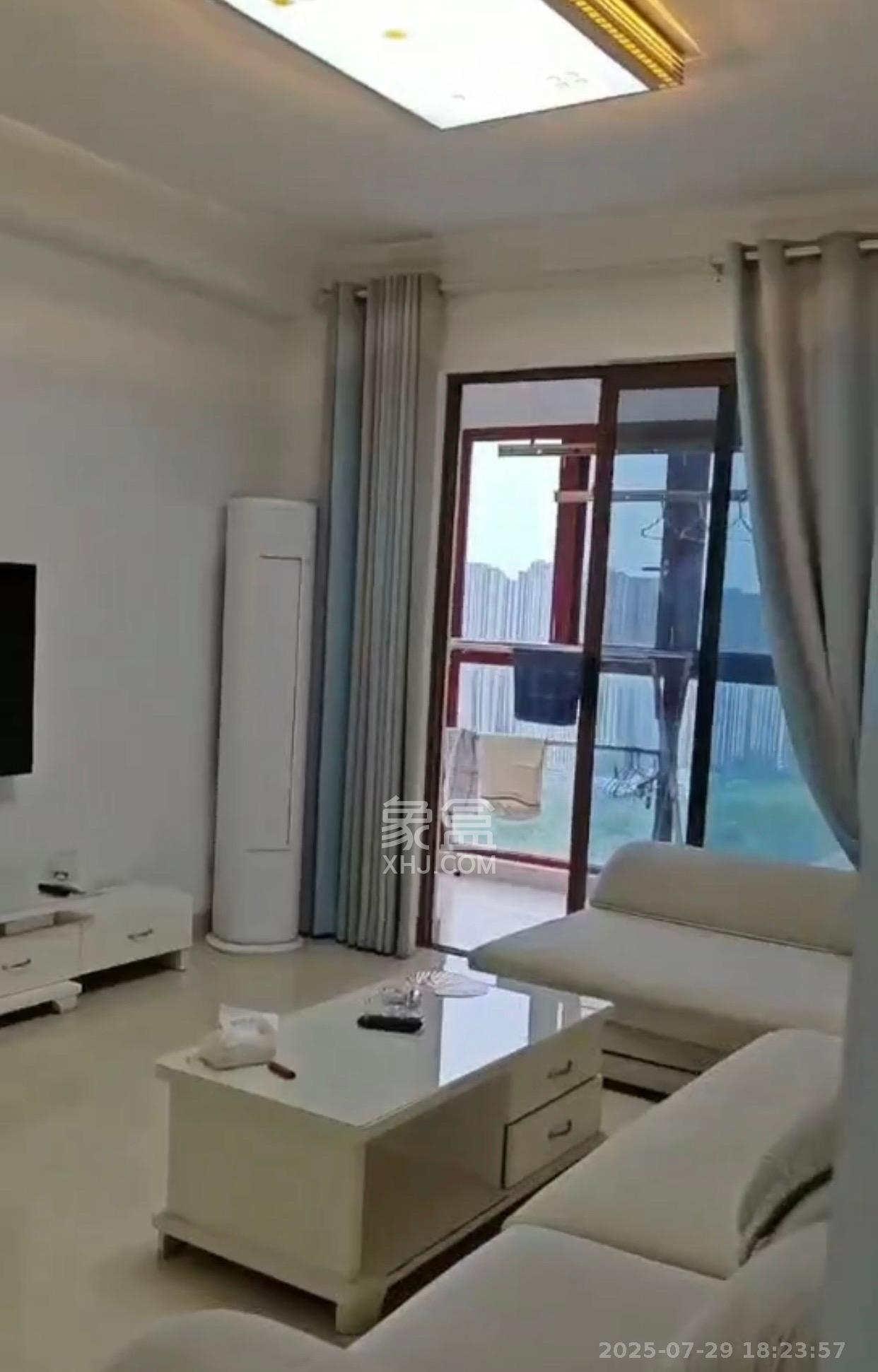 万里时代 4室2厅1卫 2800.0元/月 万里时代 4室2厅1卫 2800.0元/月室内图