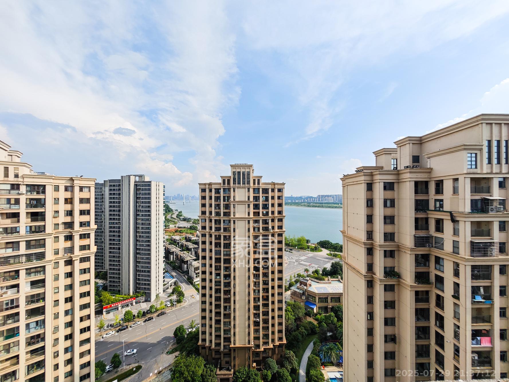 长沙雅居乐花园 3室2厅2卫 90.0万 长沙雅居乐花园 3室2厅2卫 90.0万其他