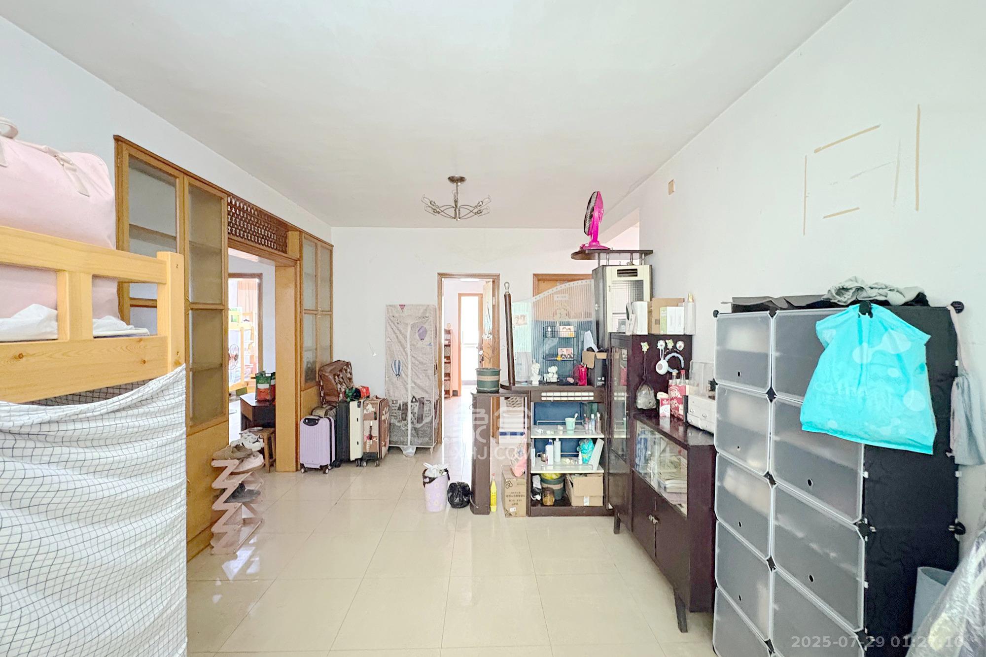 南倒脱靴  3室2厅1卫    78.0万 南倒脱靴  3室2厅1卫    78.0万