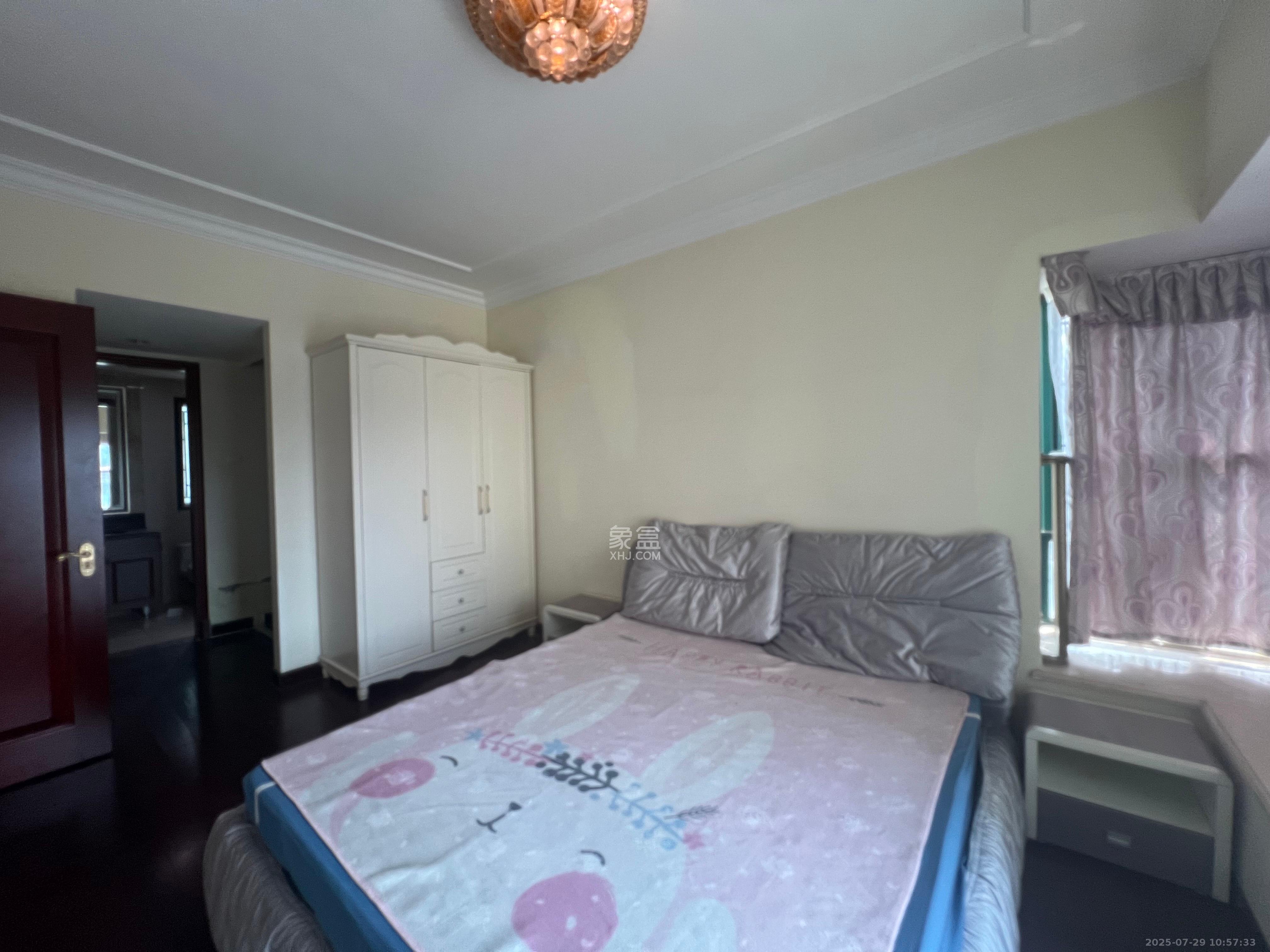 恒大雅苑 3室2厅2卫 2600.0元/月 恒大雅苑 3室2厅2卫 2600.0元/月室内图