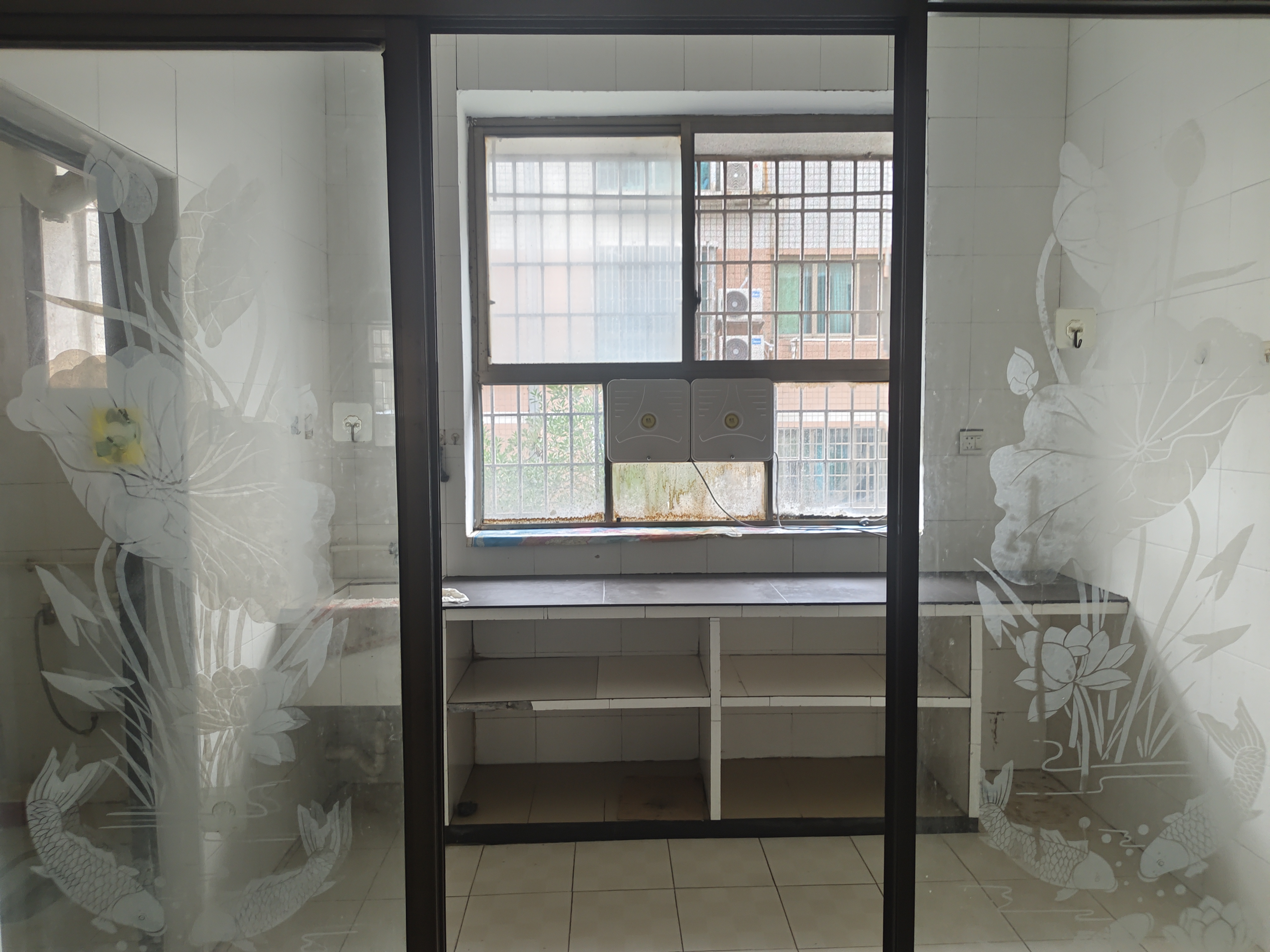 馨园小区 1室0厅0卫 800.0元/月 馨园小区 1室0厅0卫 800.0元/月室内图