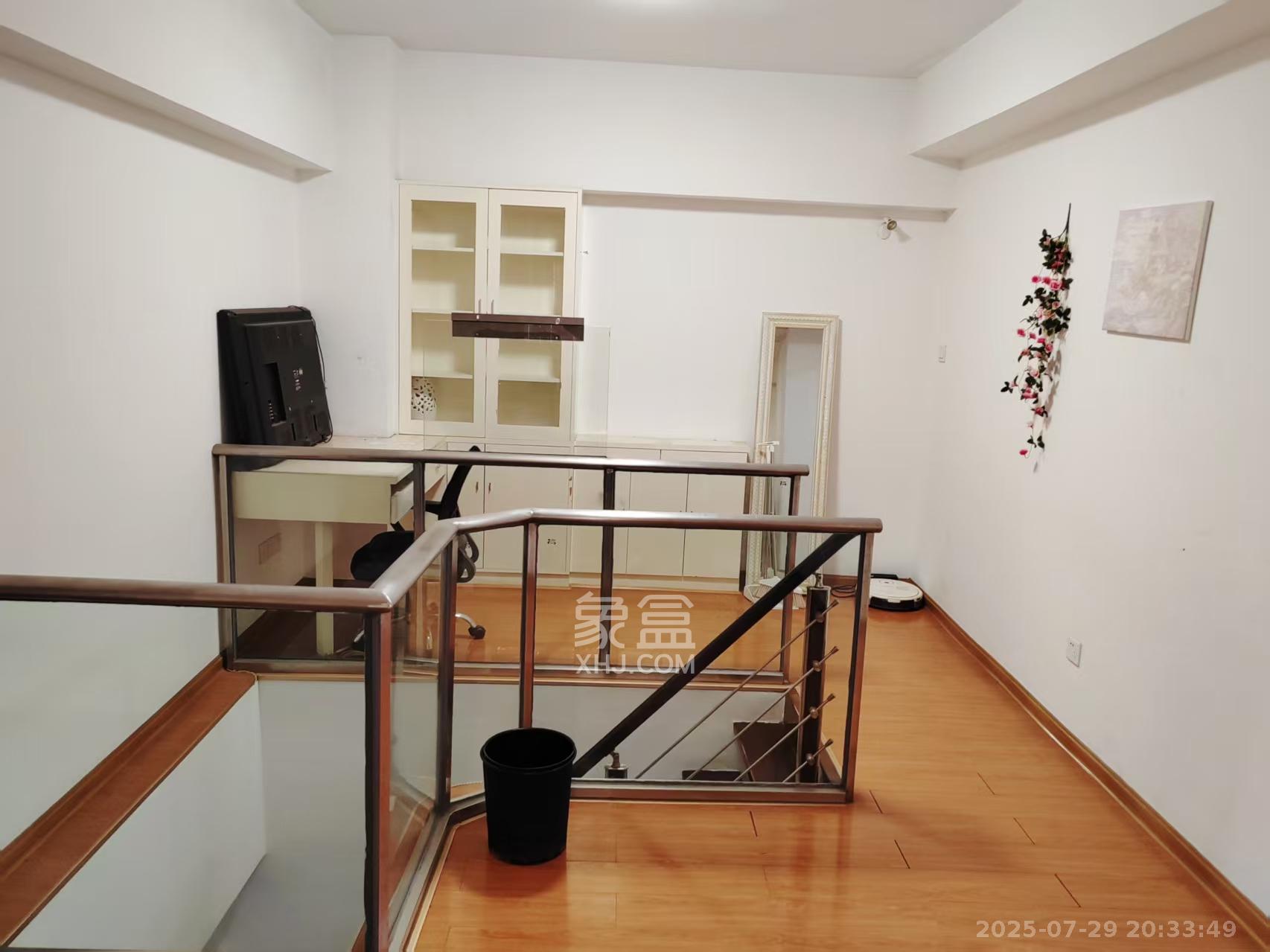 在水一方 2室2厅1卫 2200.0元/月 在水一方 2室2厅1卫 2200.0元/月室内图