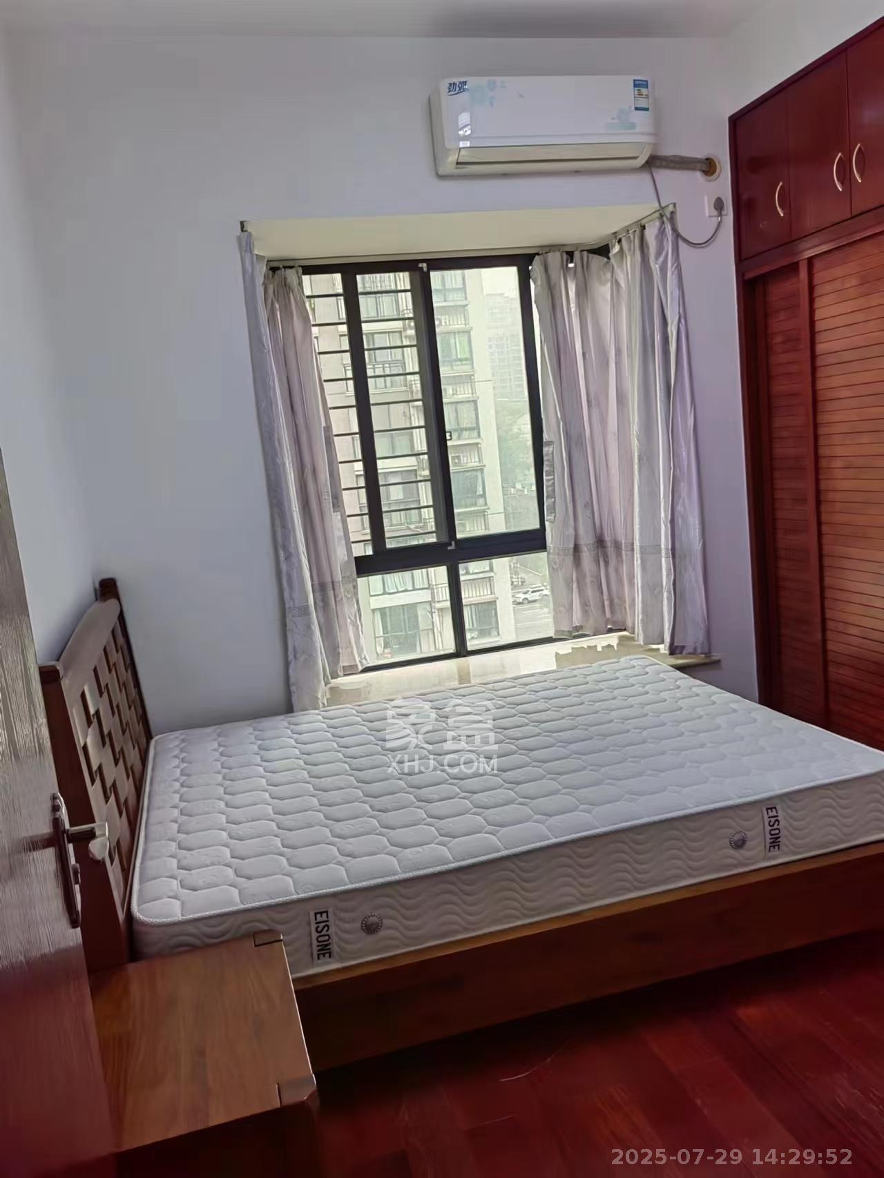 钱隆学府一、二期 4室2厅1卫 3400.0元/月 钱隆学府一、二期 4室2厅1卫 3400.0元/月室内图