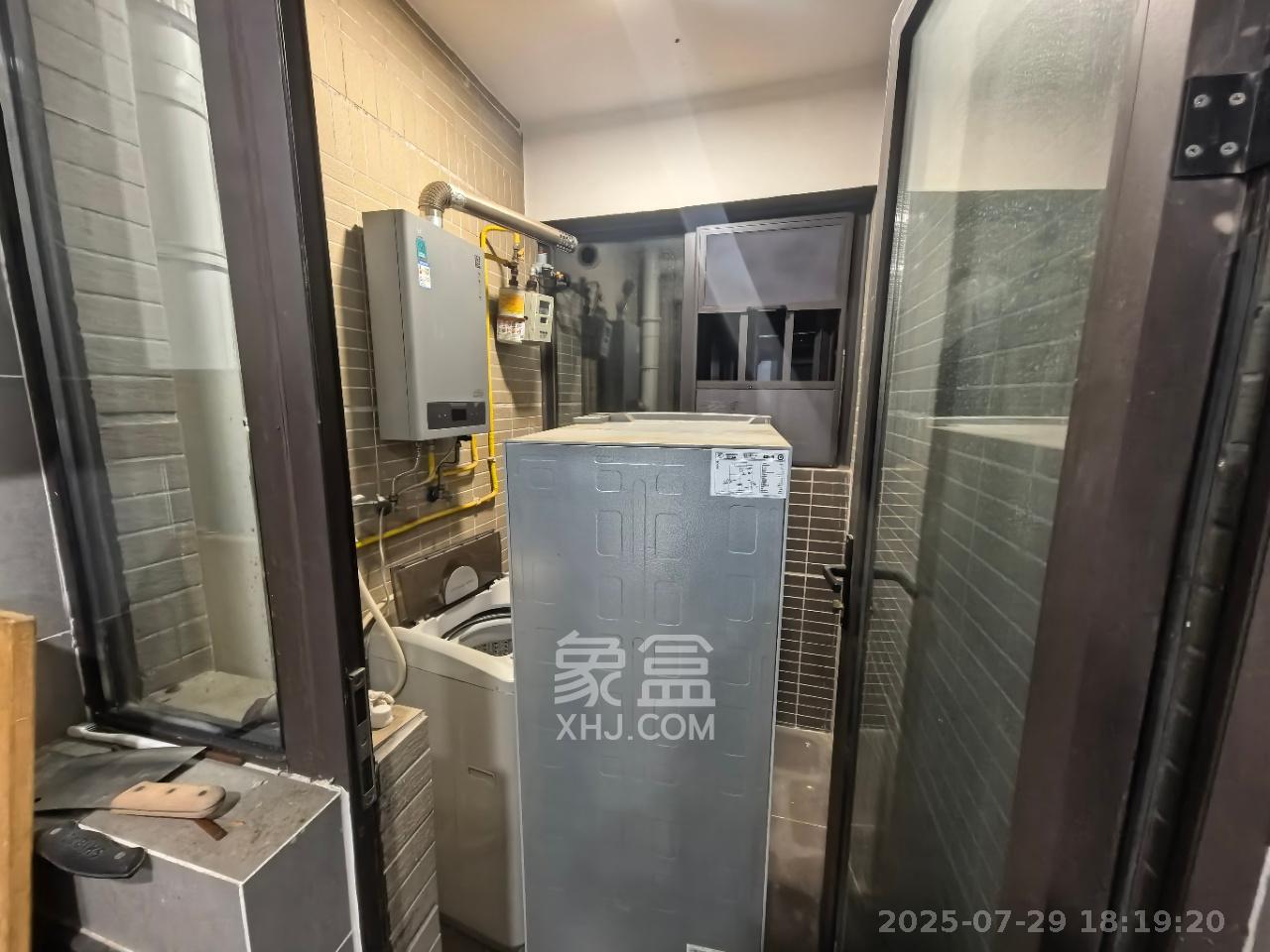 时代倾城二期  2室2厅1卫   1800.00元/月室内图