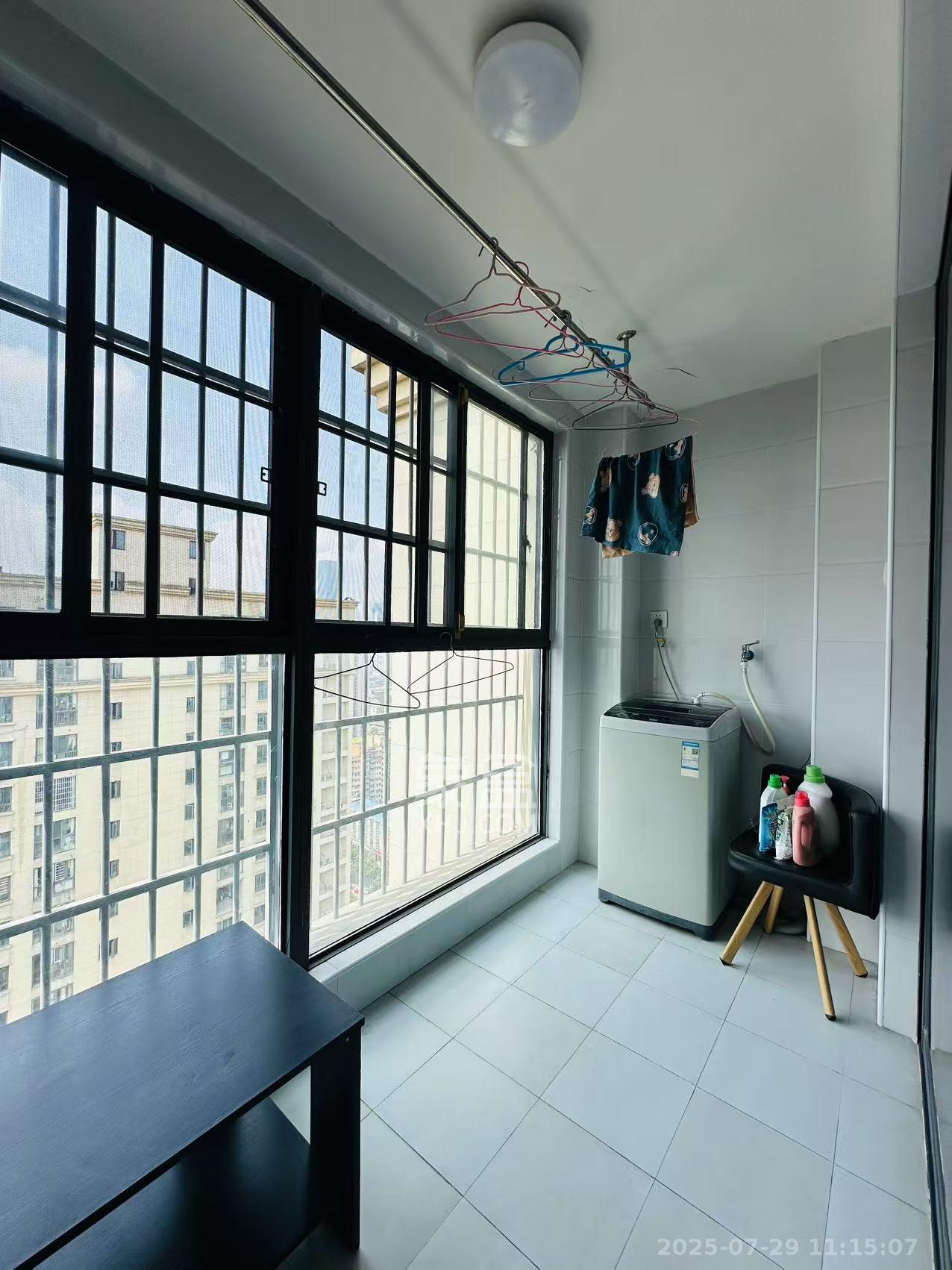 宜家湘颂（景致雅苑）  3室2厅1卫    2400.0元/月室内图