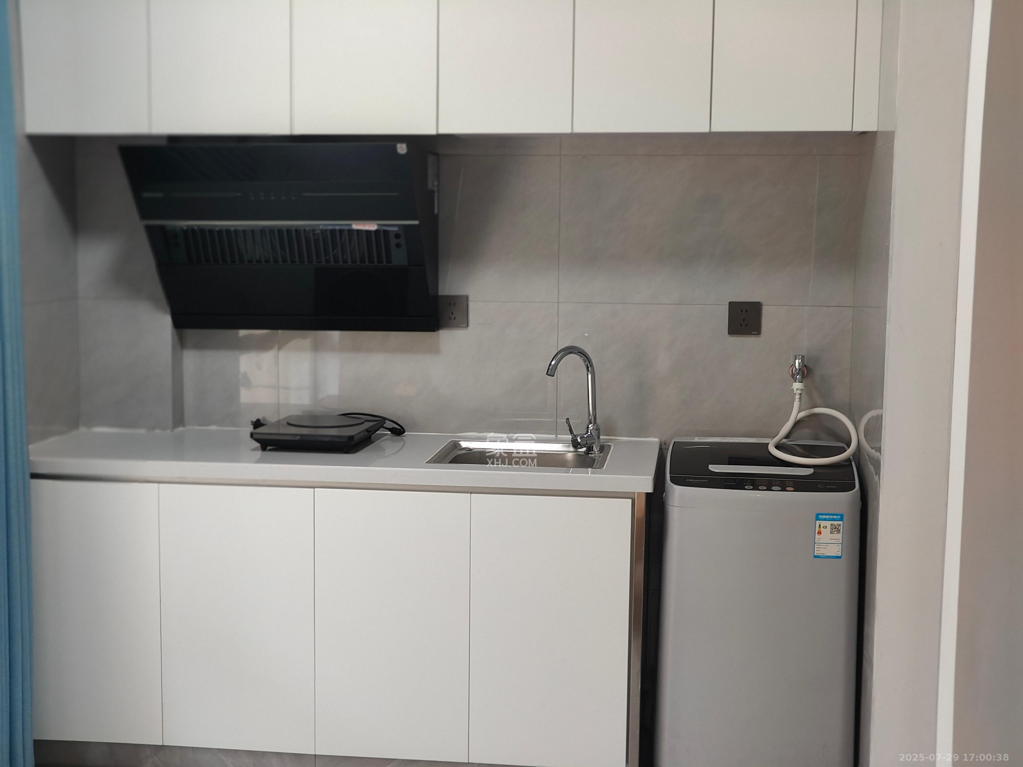 创聚荟商业中心 1室0厅0卫 1200.0元/月 创聚荟商业中心 1室0厅0卫 1200.0元/月室内图