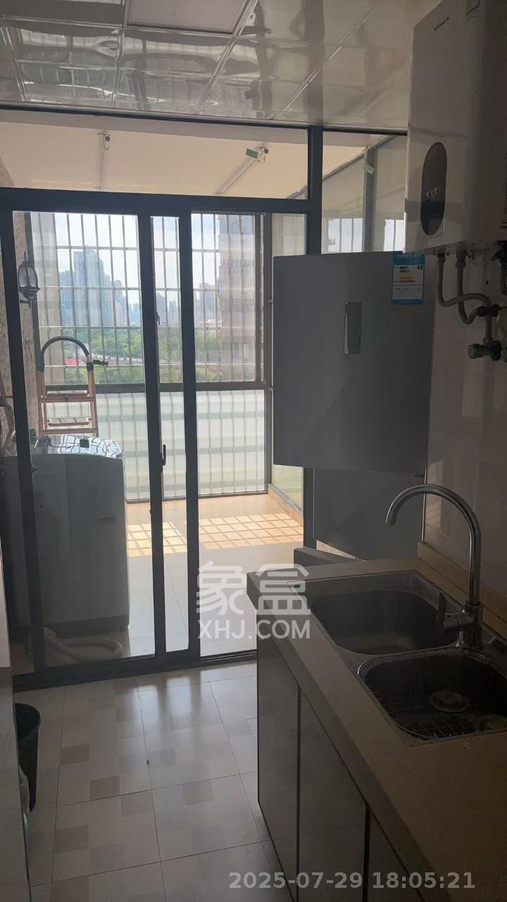 江河东澜湾  3室2厅1卫    2700.0元/月室内图