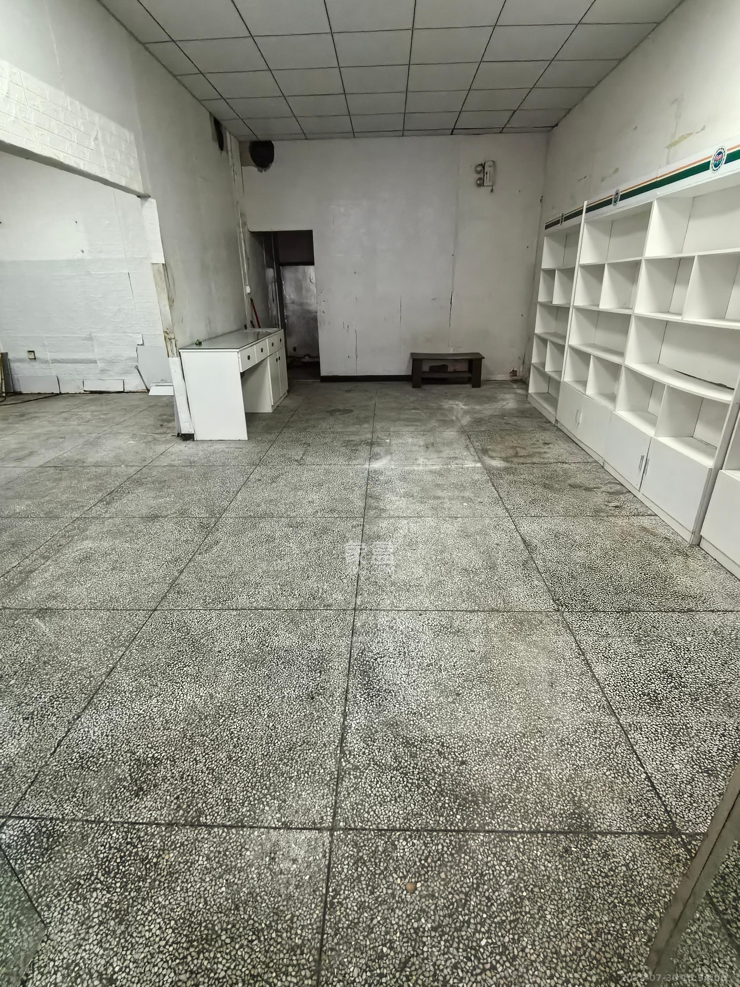 星沙六区  1室0厅0卫    1900.0元/月室内图