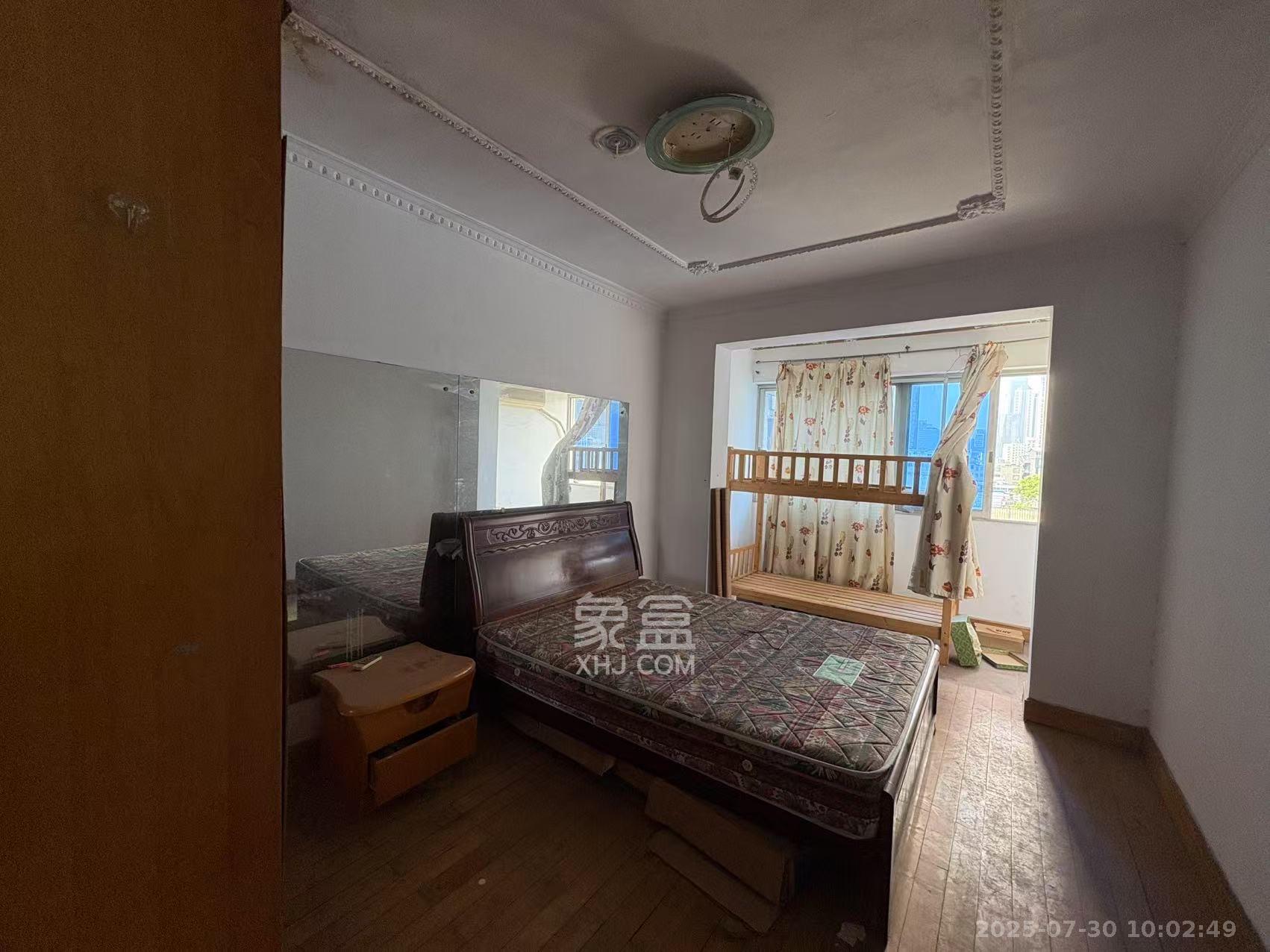 高升楼 4室2厅2卫 2200.0元/月 高升楼 4室2厅2卫 2200.0元/月室内图