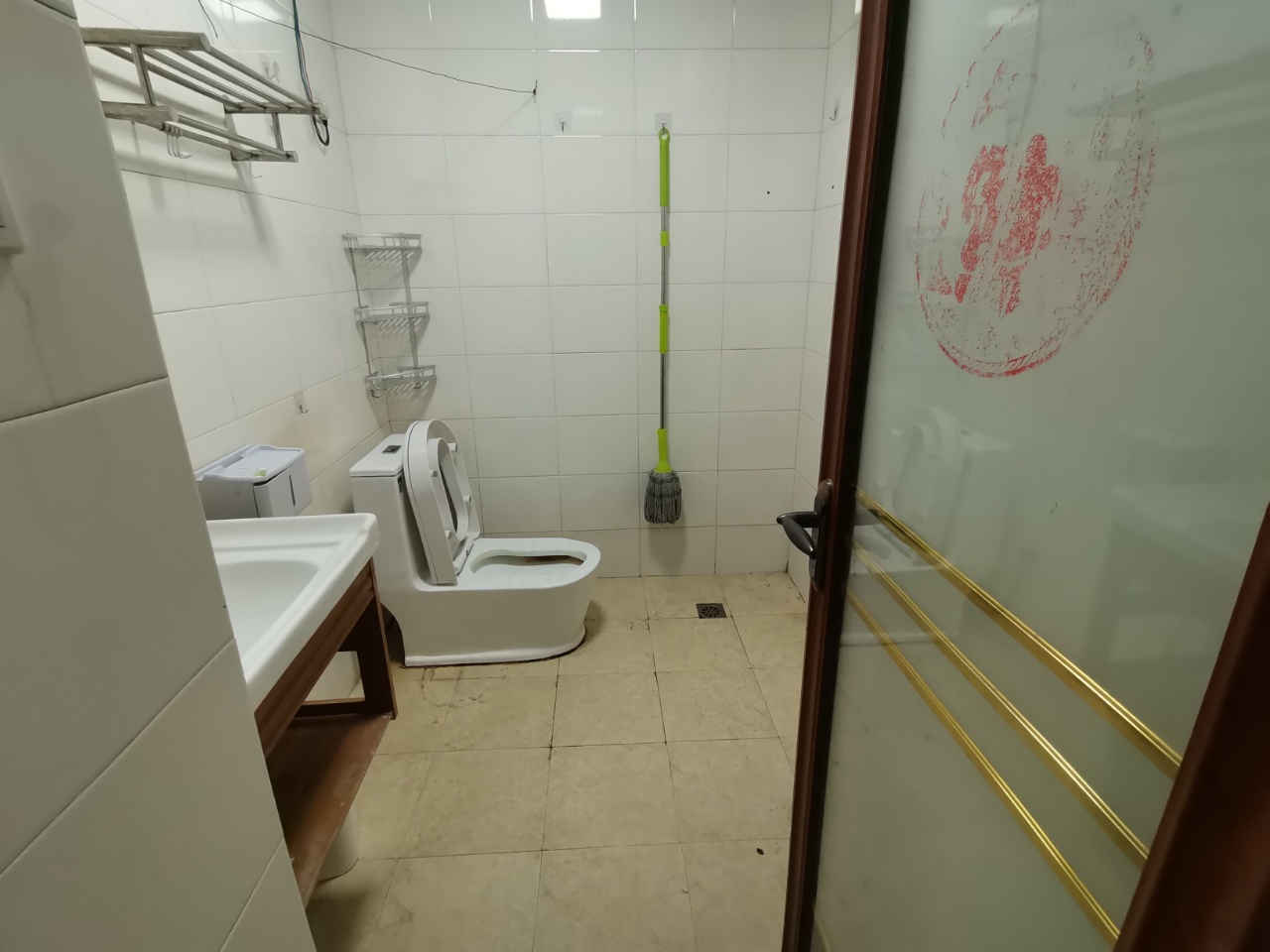 旭龙大厦 2室2厅1卫 2300.0元/月 旭龙大厦 2室2厅1卫 2300.0元/月室内图